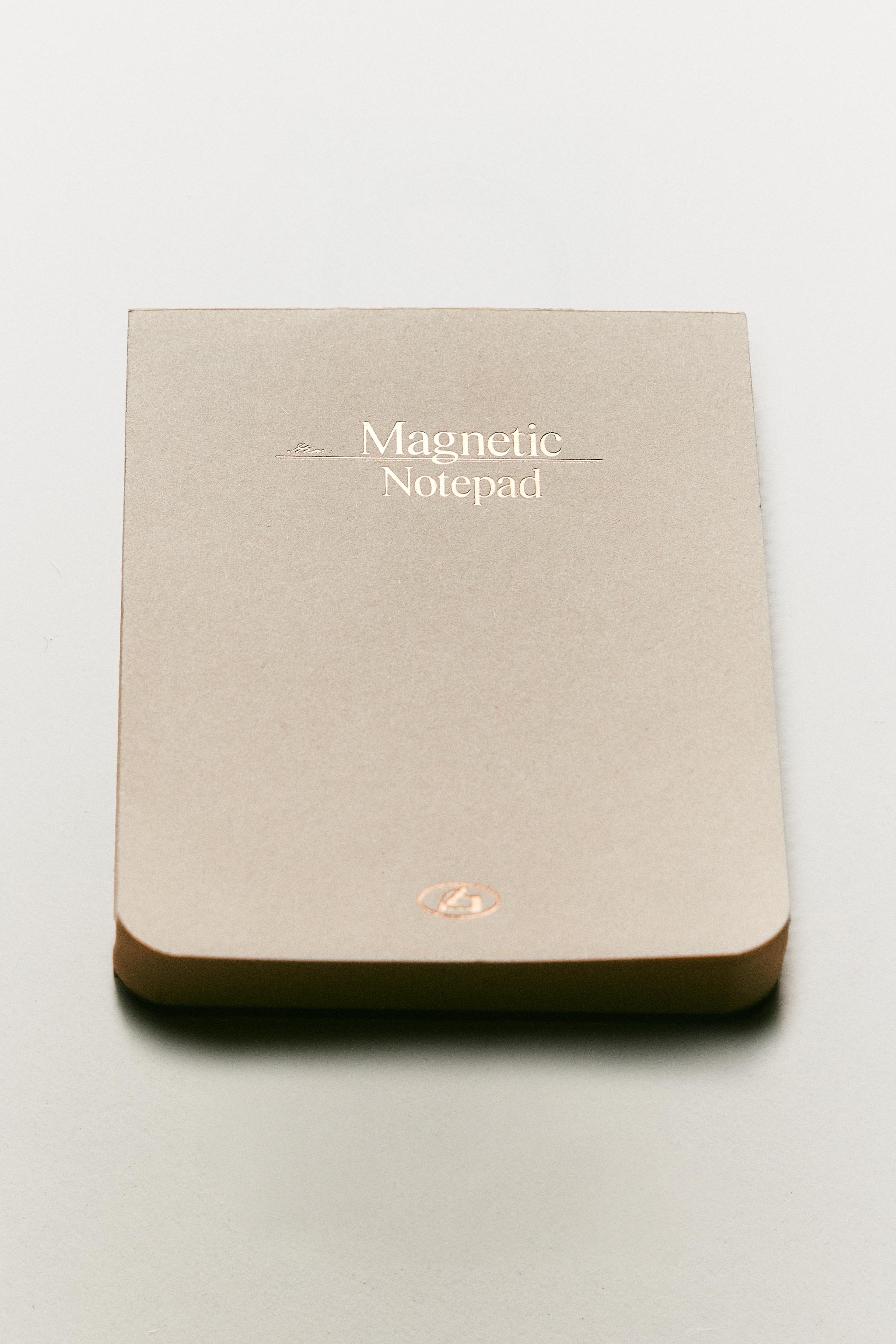 MAGNETIC NOTEPAD