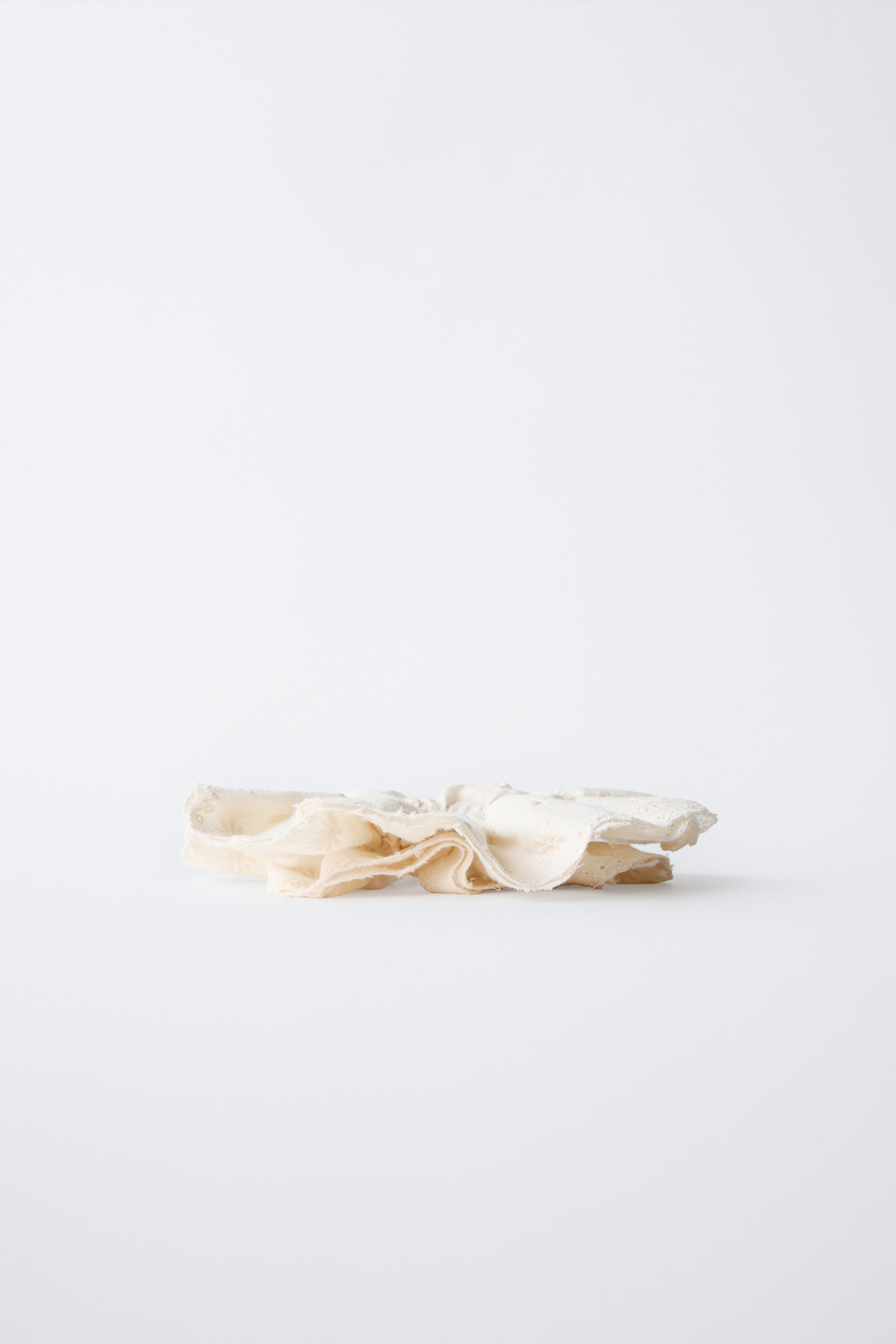 DOUBLE EMBROIDERED HAIR TIE