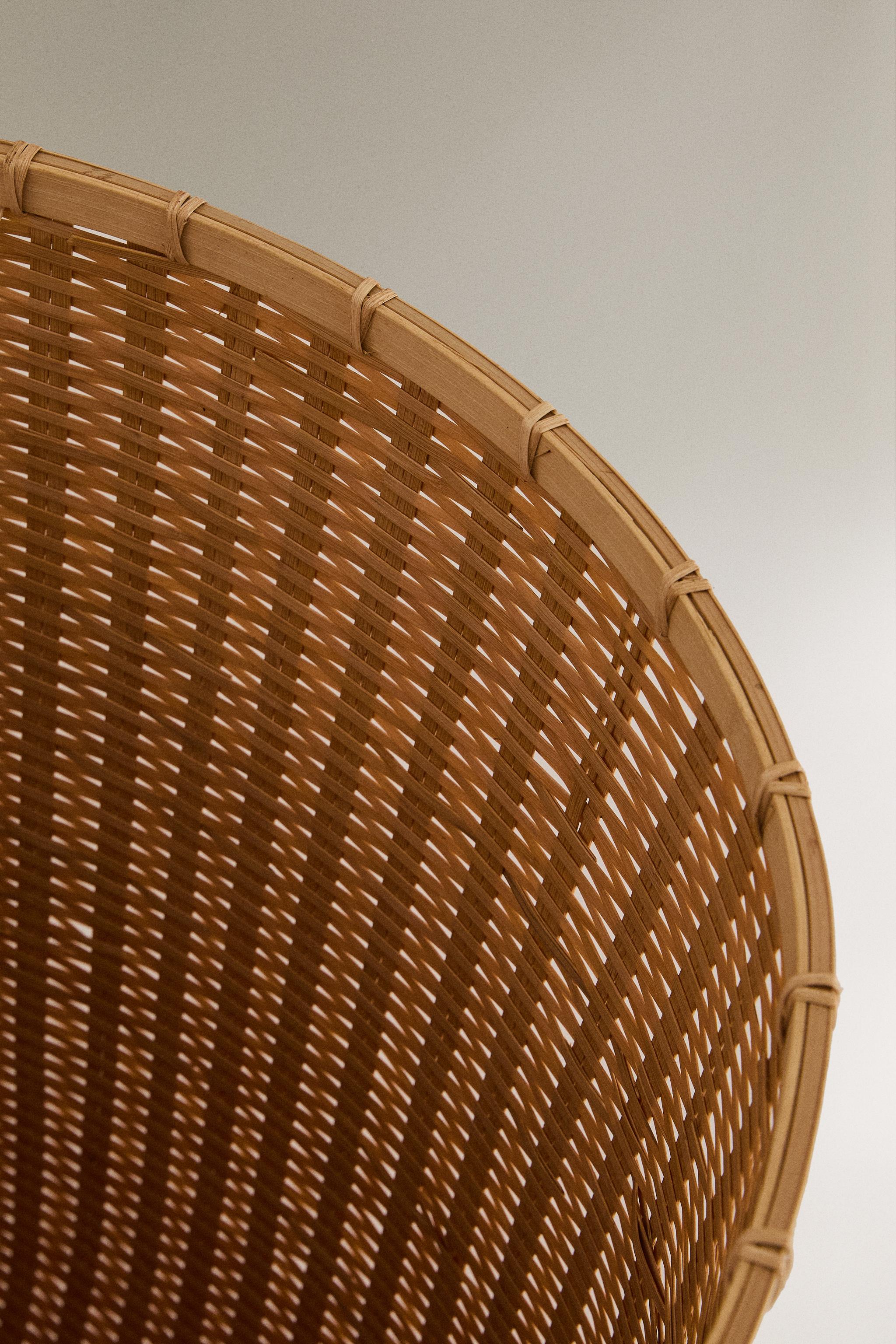 WOVEN BAMBOO BASKET
