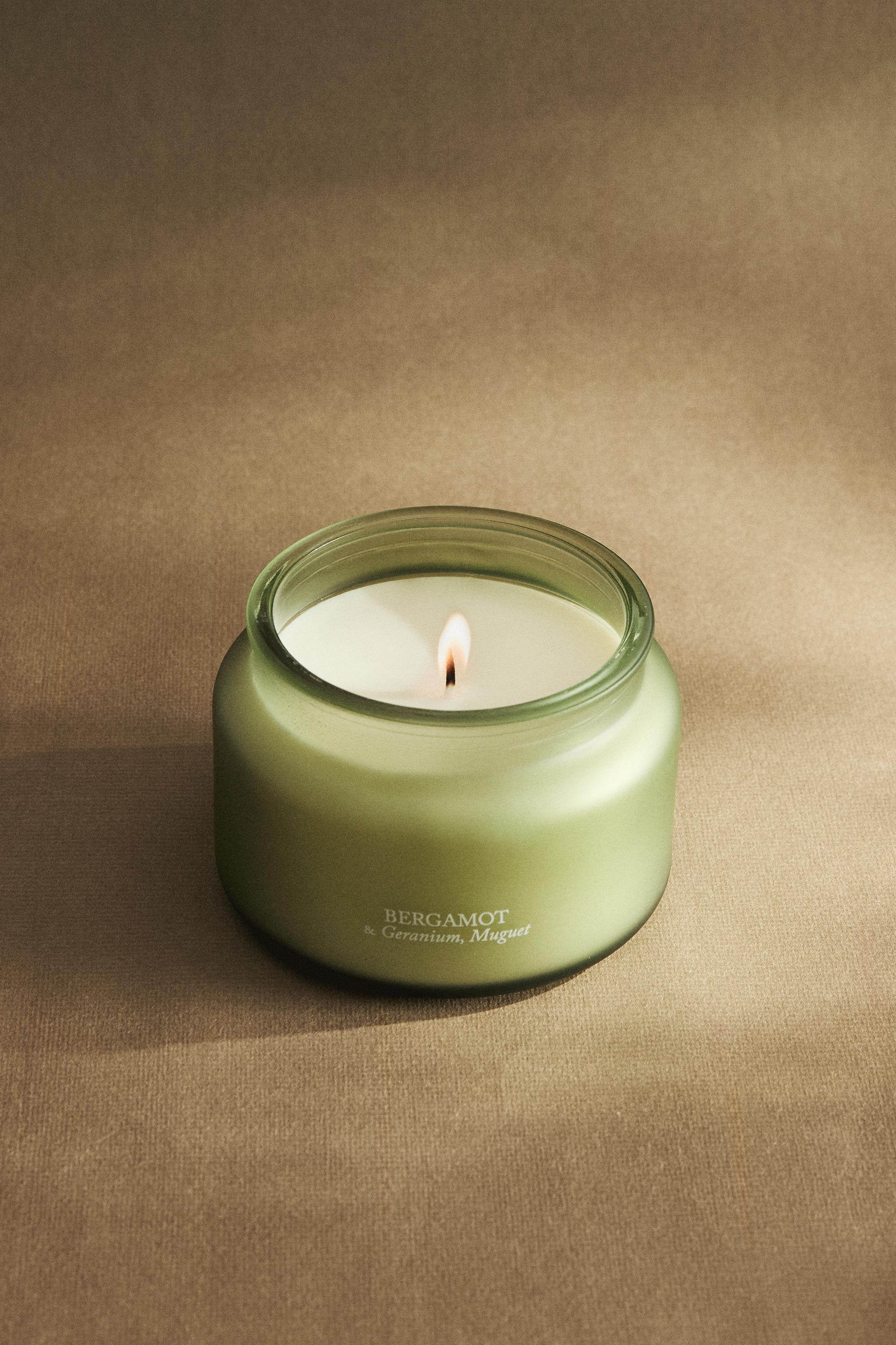 (240 G) BERGAMOT & GERANIUM, MUGUET SCENTED CANDLE