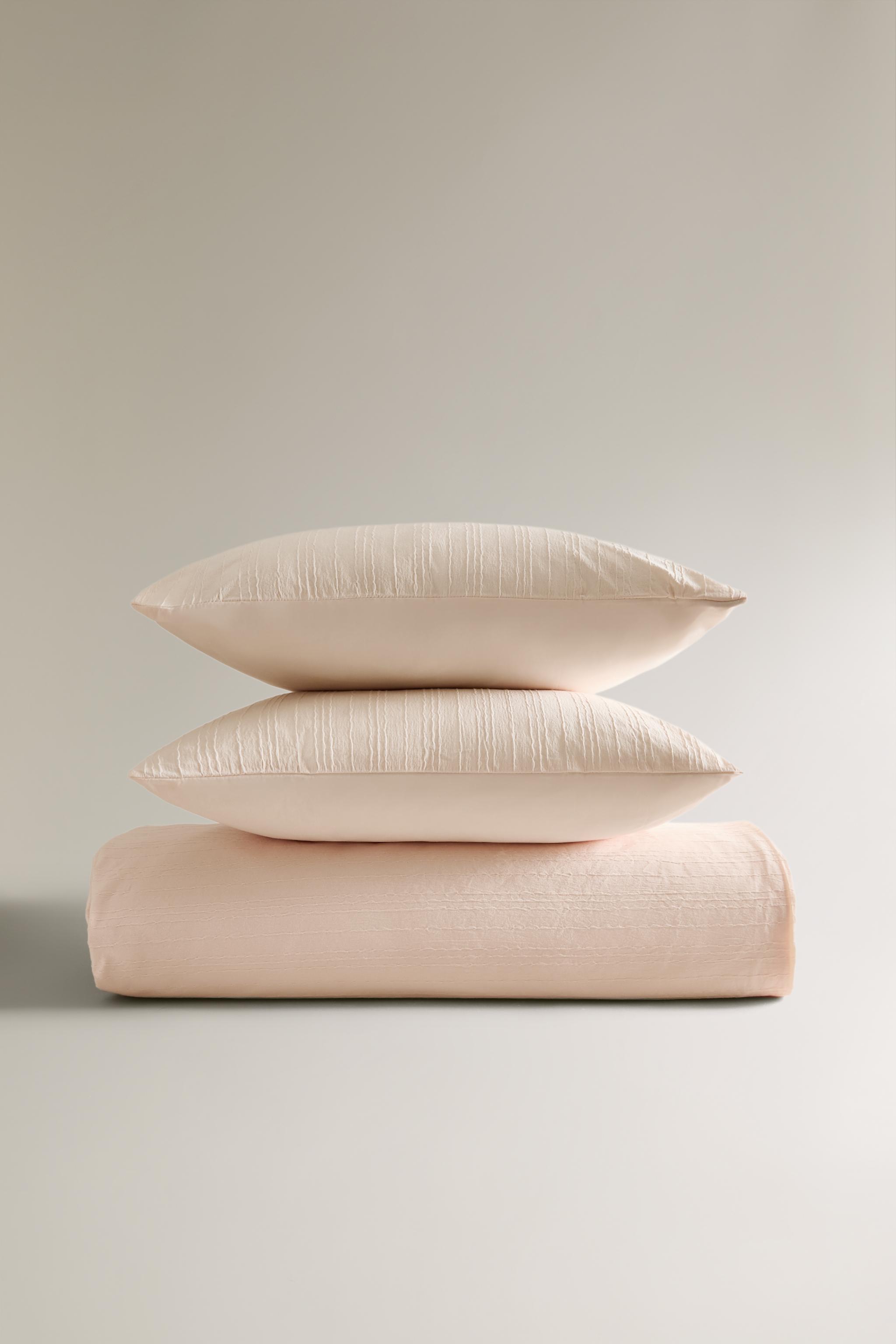 TEXTURED STRIPED DUVET COVER