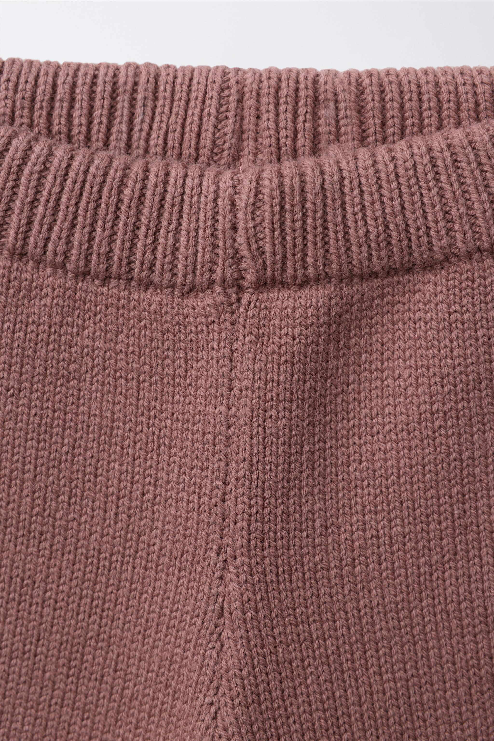 EMBROIDERED KNIT STRAIGHT LEG PANTS