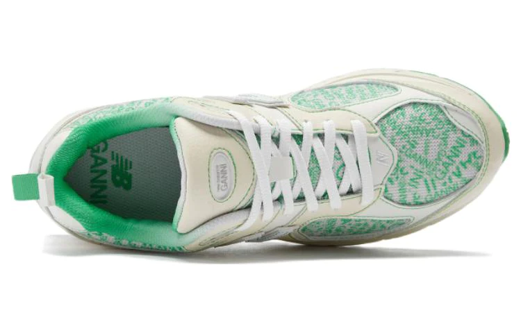 GANNI x 2002R 'Turtledove' M2002RGC