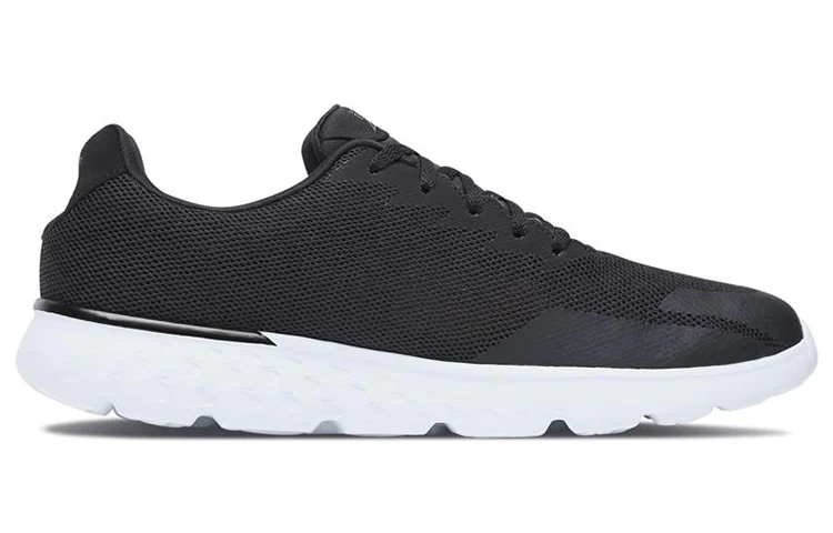 Go Run 400 Low-Top Sneakers Black/White 55299-BKW
