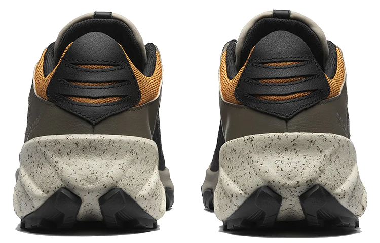 Lightweight Hiking Shoes