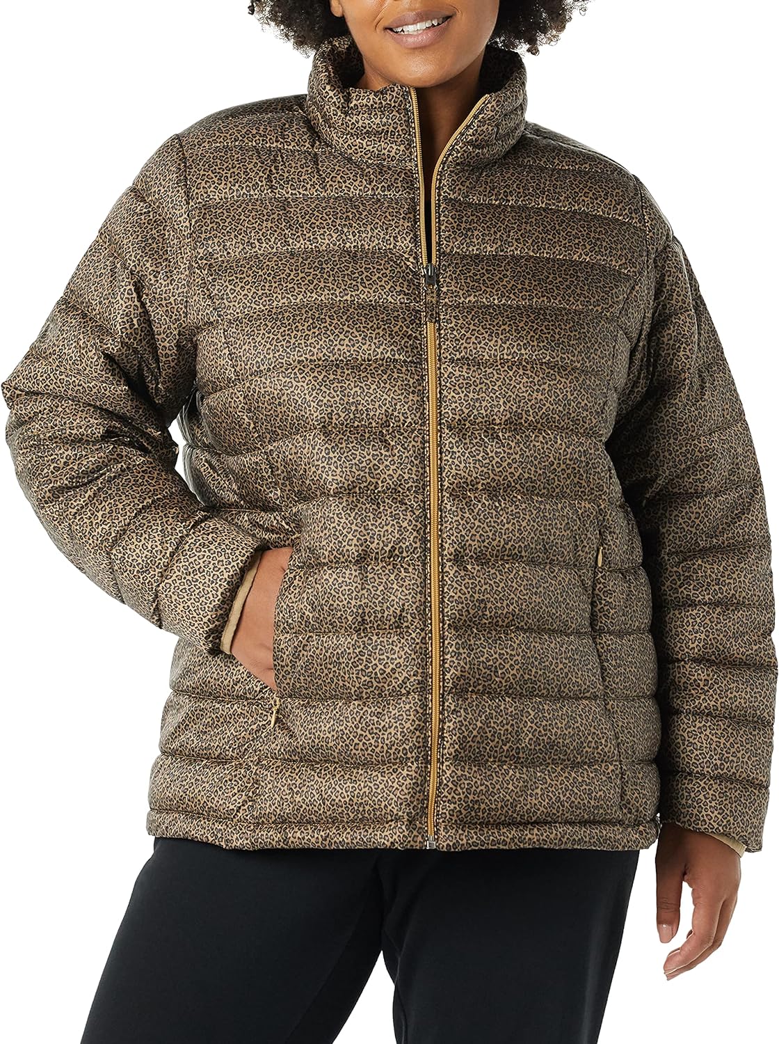 Amazon Essentials Women's Lightweight Long-Sleeve Water-Resistant Packable Puffer Jacket (Available in Plus Size)