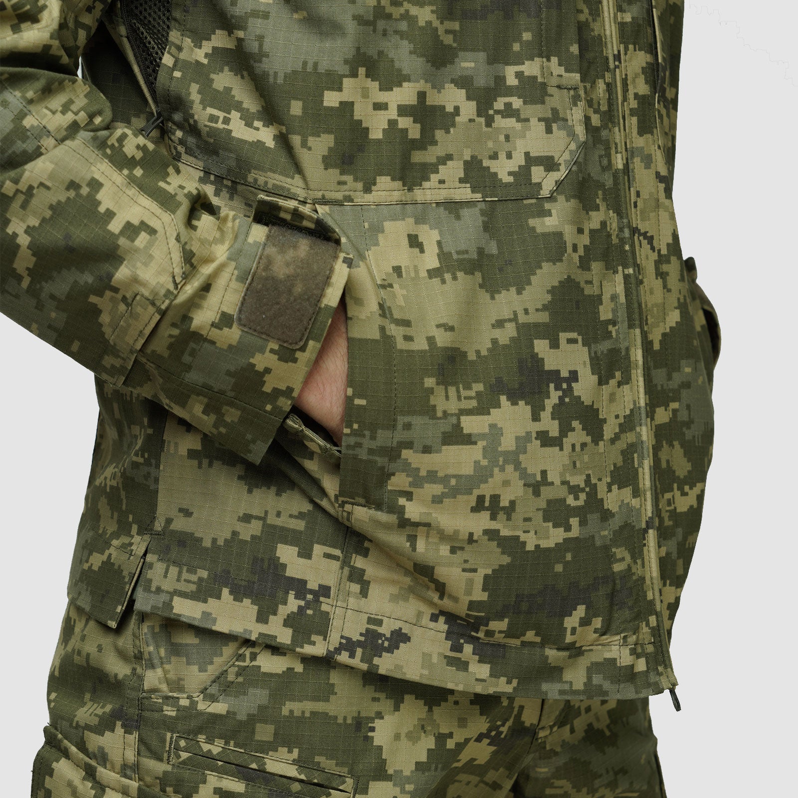 Summer Jacket UATAC Pixel