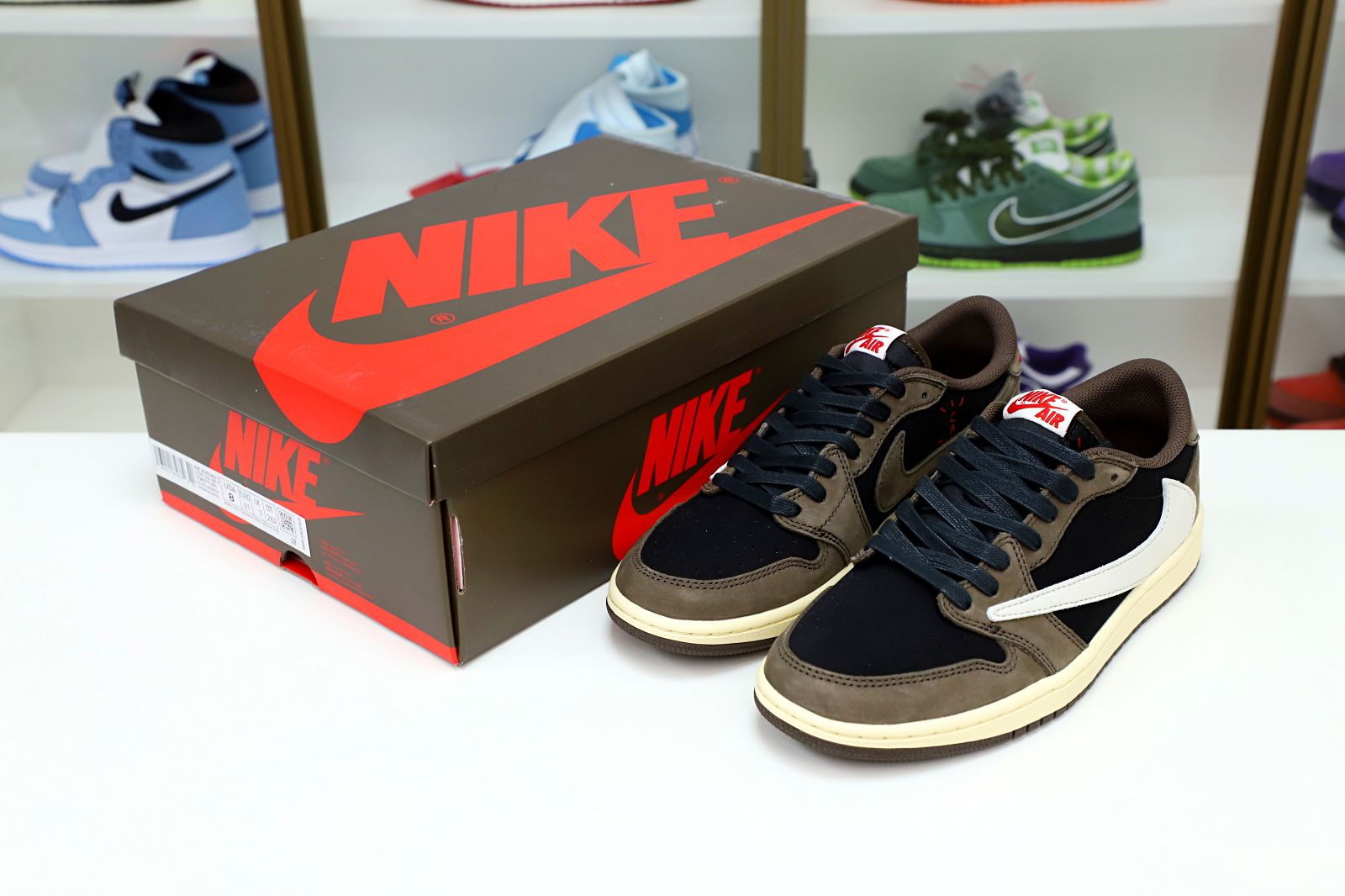 Unisex  Low OG Sneakers