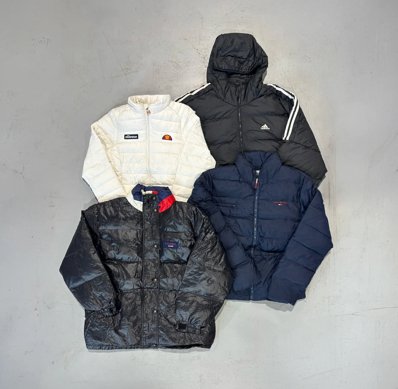 BRANDED PUFFER JACKETS