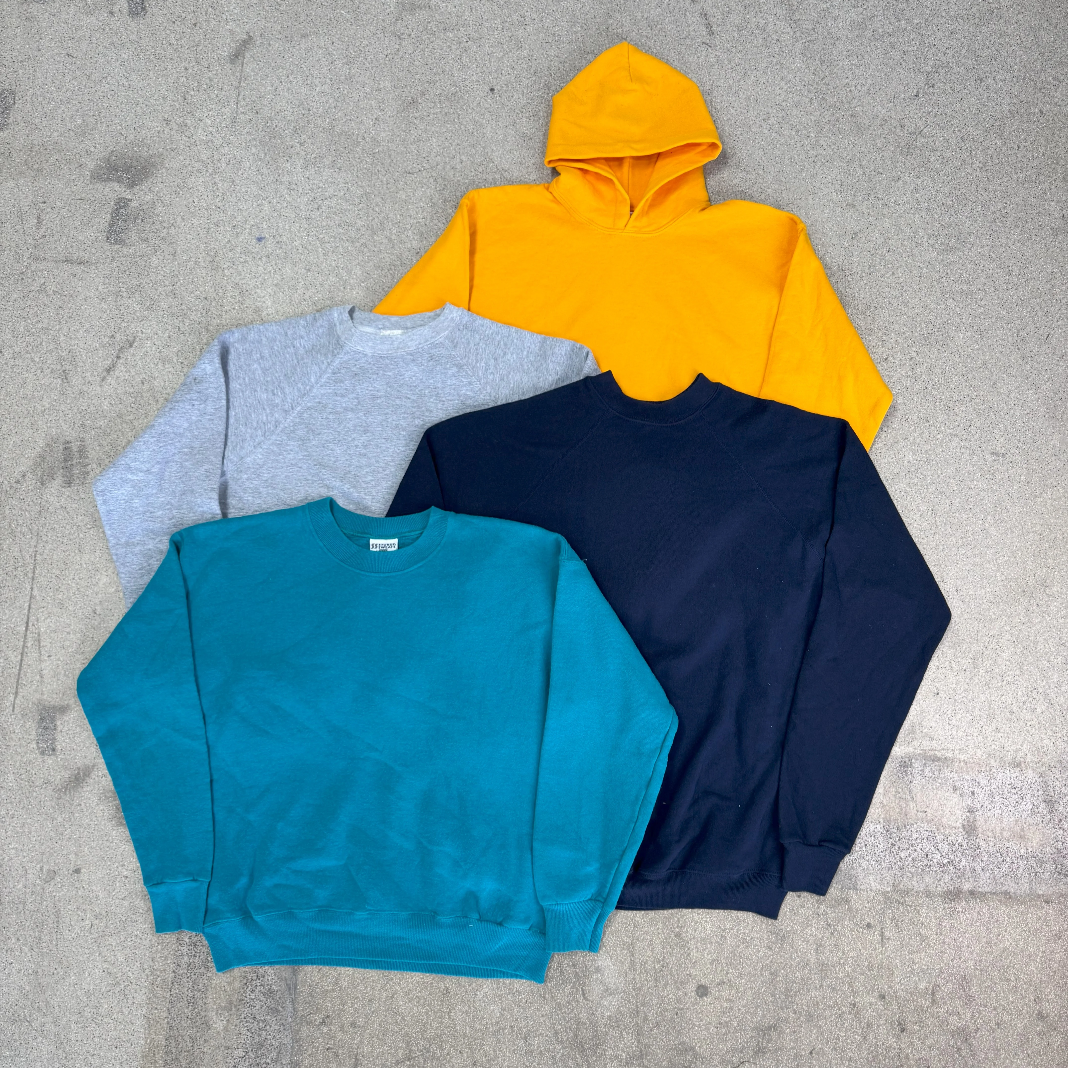 PLAIN SWEATSHIRTS GRADE B (Including RUSSELL)