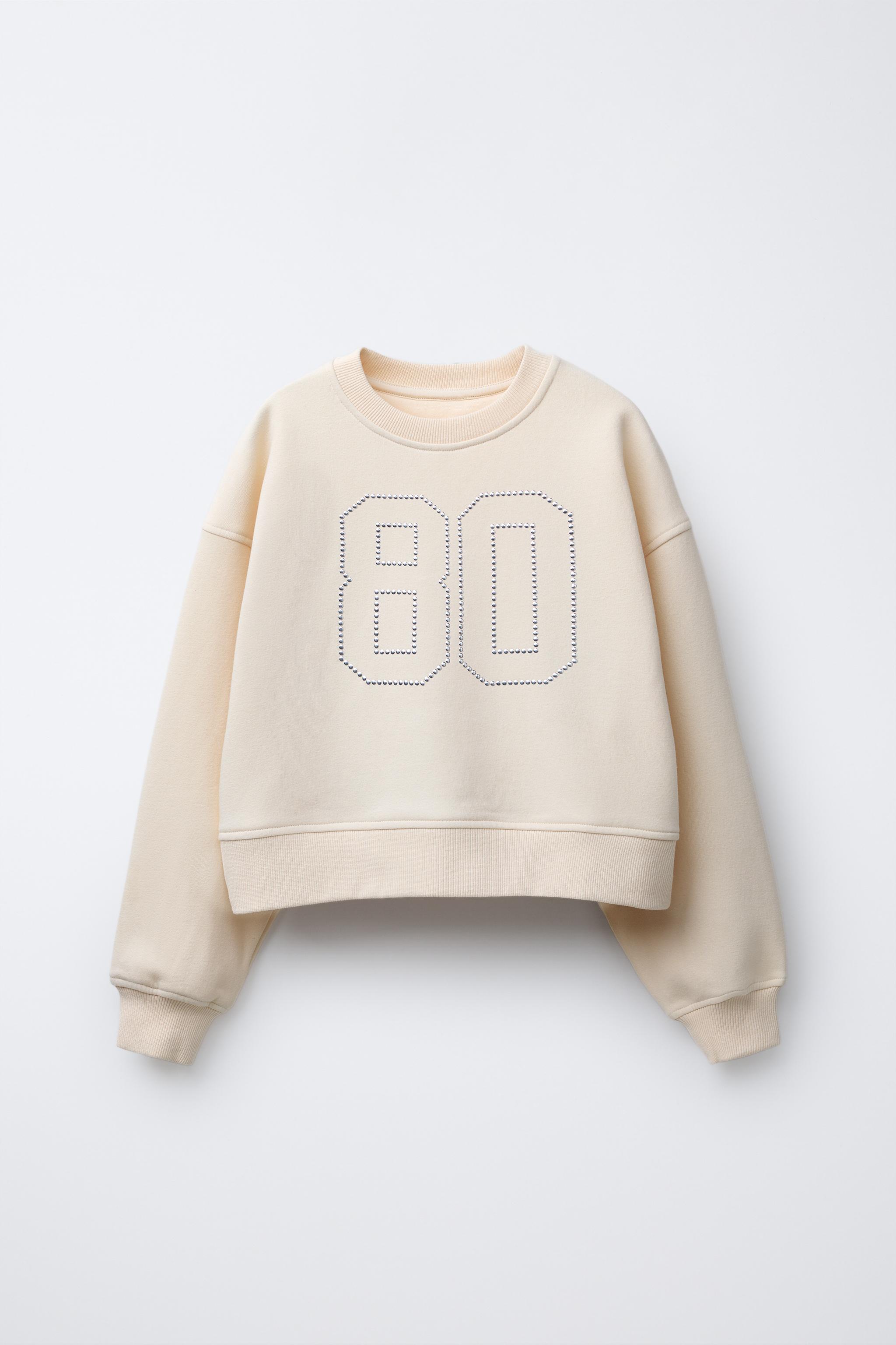 NUMBER STUD SWEATSHIRT