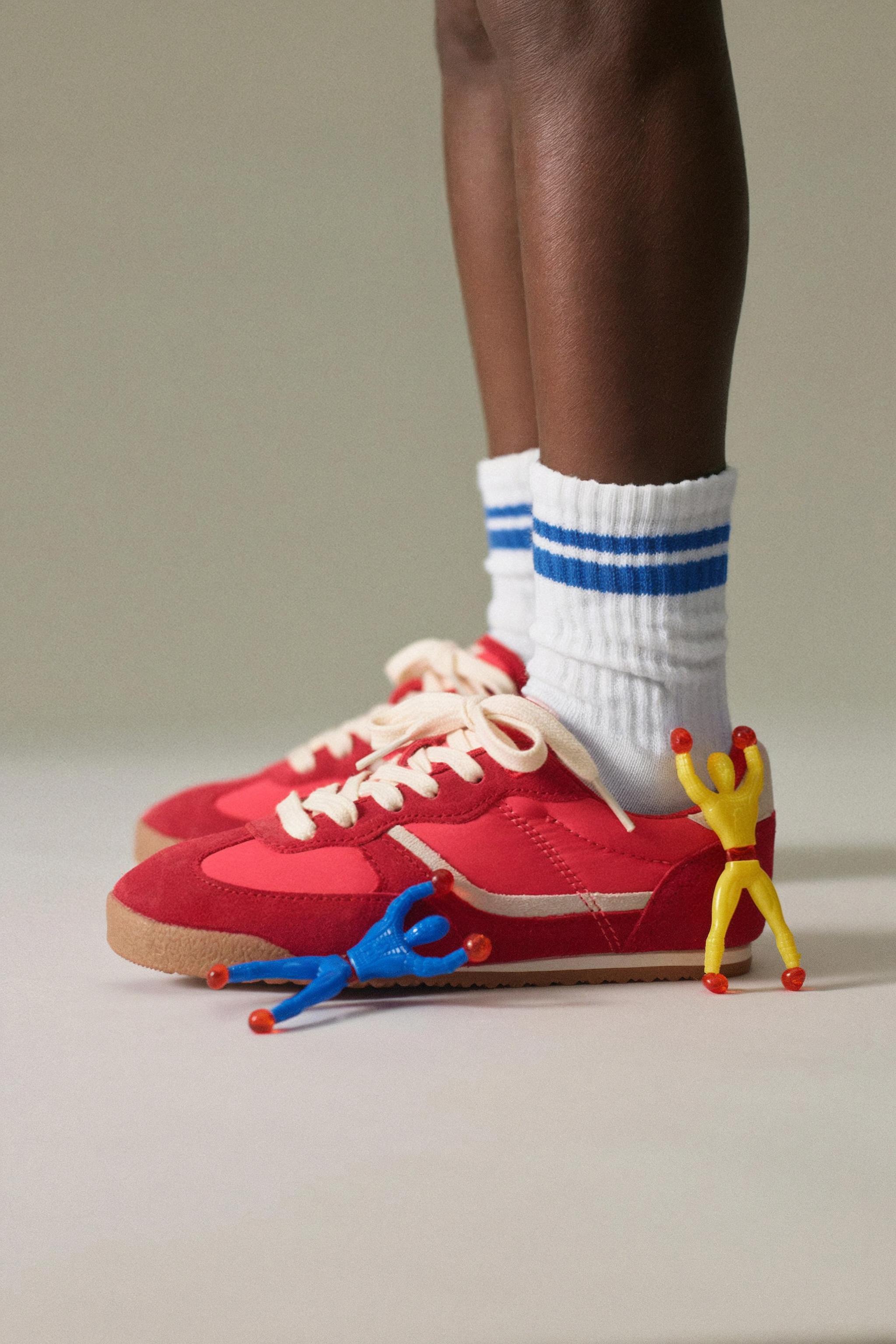 THREE-PACK OF STRIPED LONG SOCKS