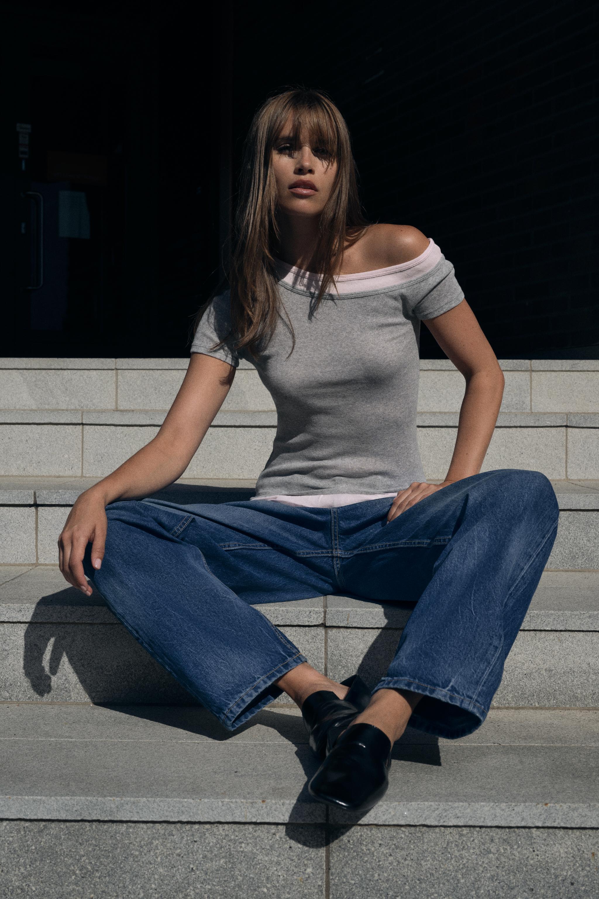 HIGH-WAIST BARREL TRF JEANS