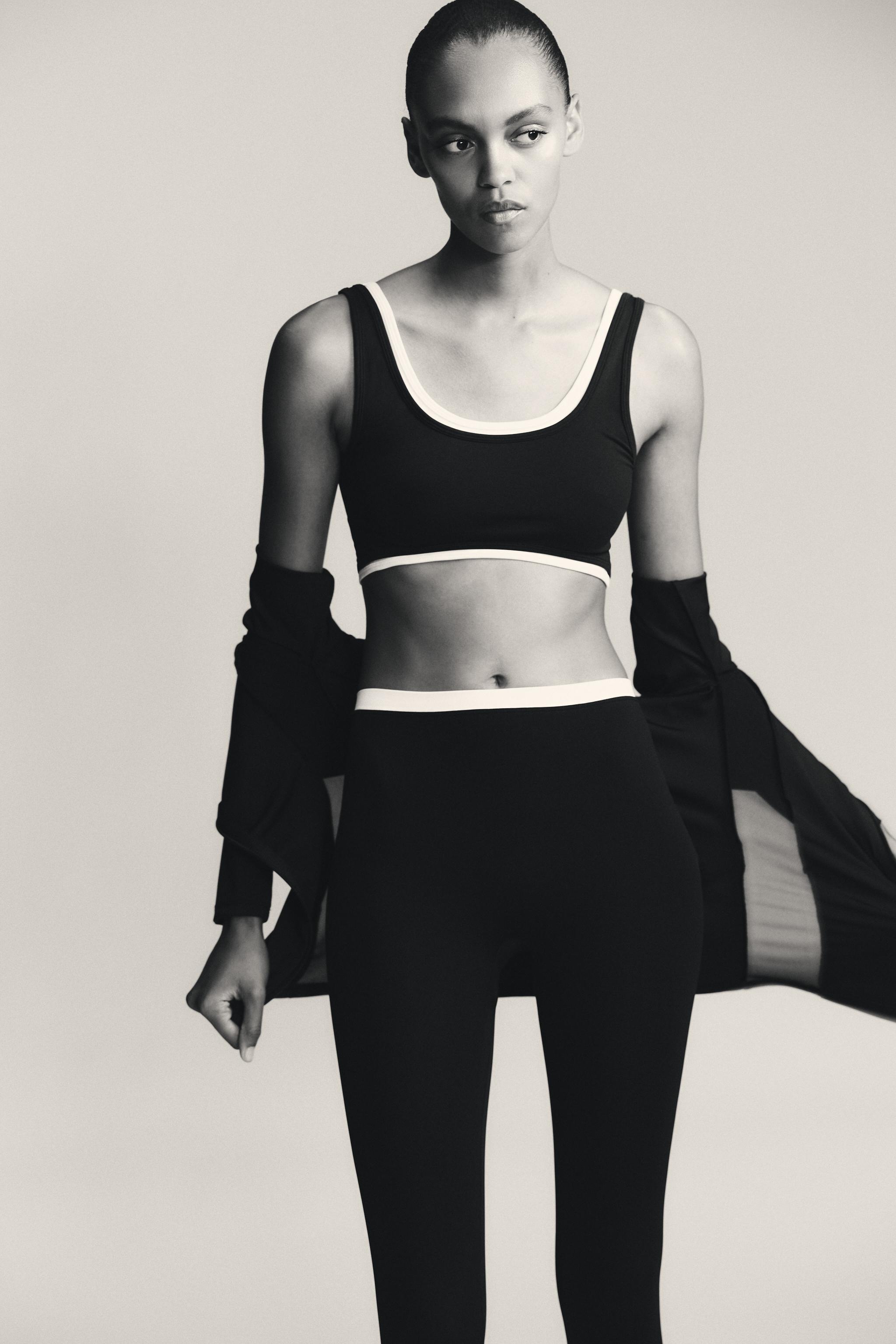 DOUBLE EFFECT SPORTS CROP TOP