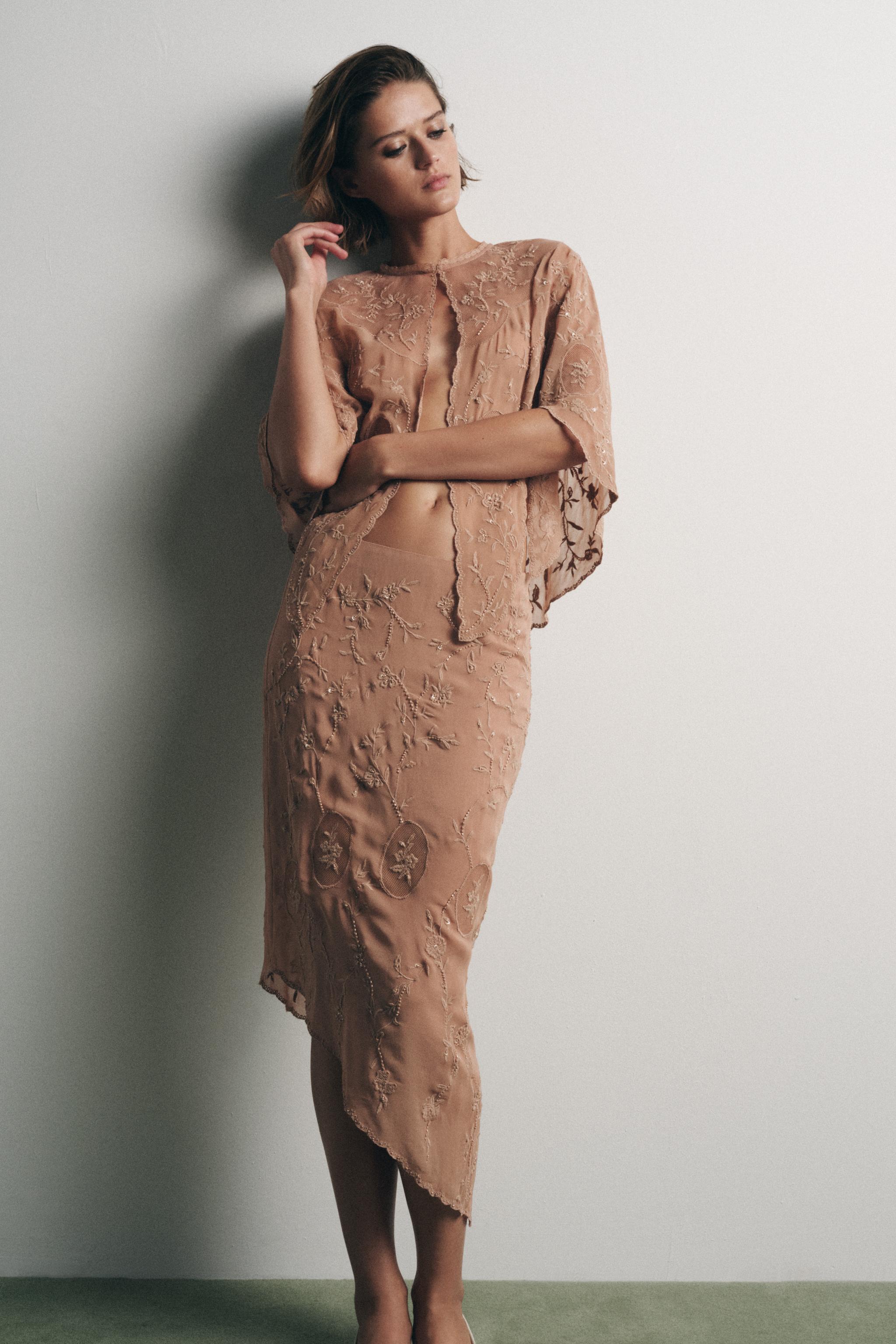 GEORGETTE EMBROIDERED BEADED SKIRT