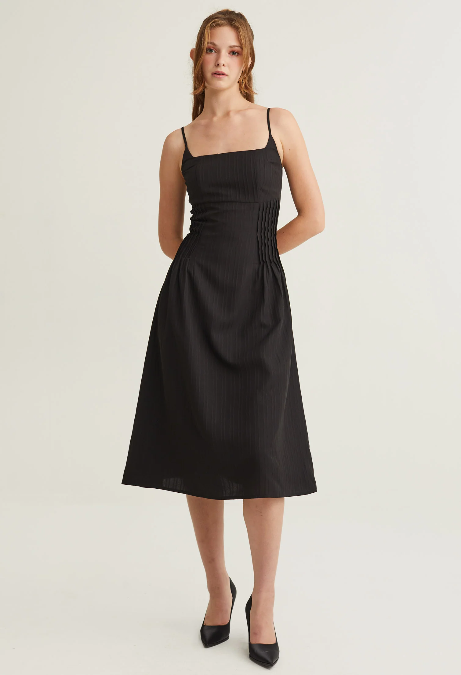Squared Neck Pleated Midi Dress