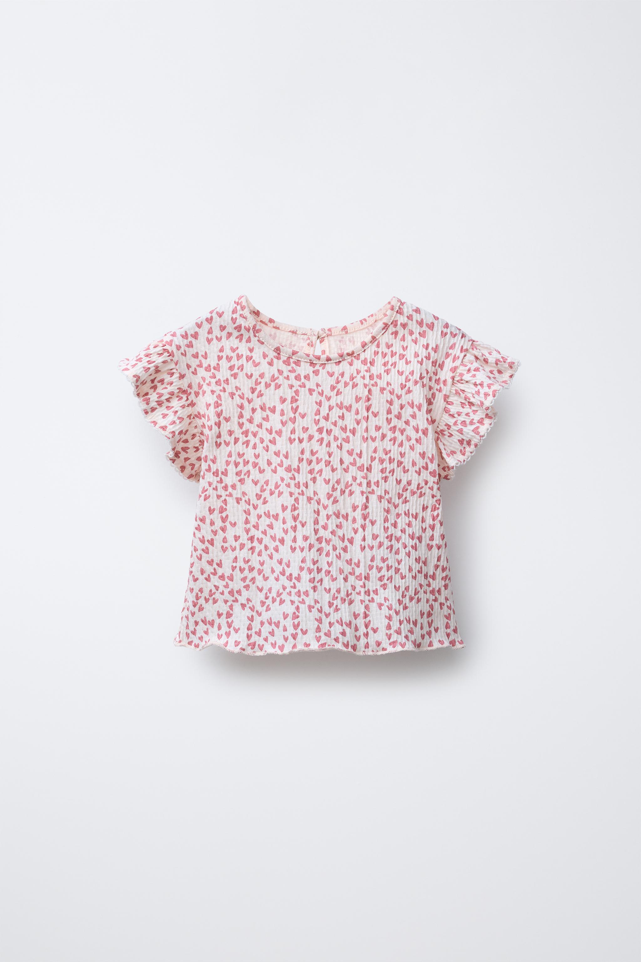 TEXTURED HEART RUFFLE T-SHIRT