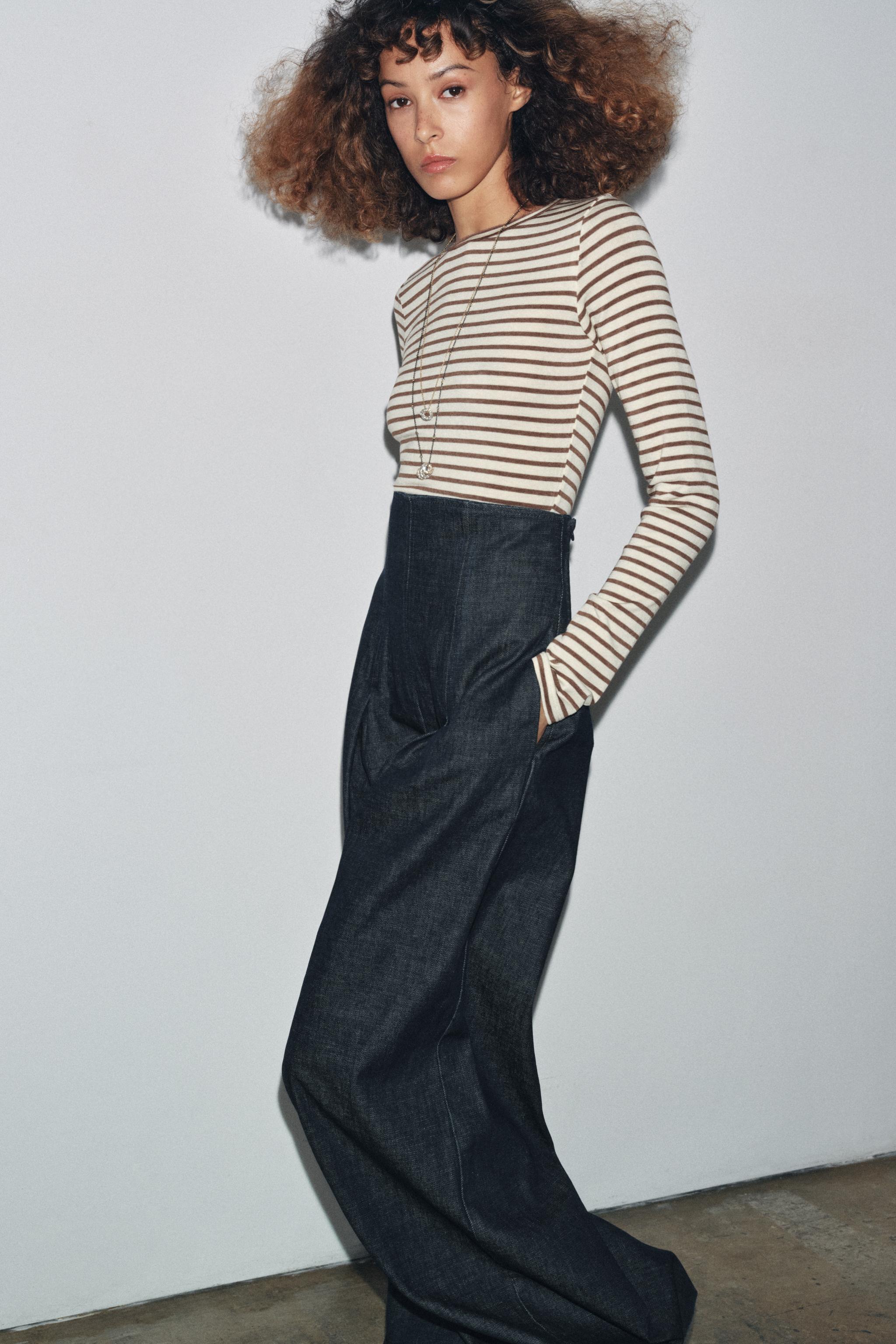 STRIPED LONG SLEEVE T-SHIRT