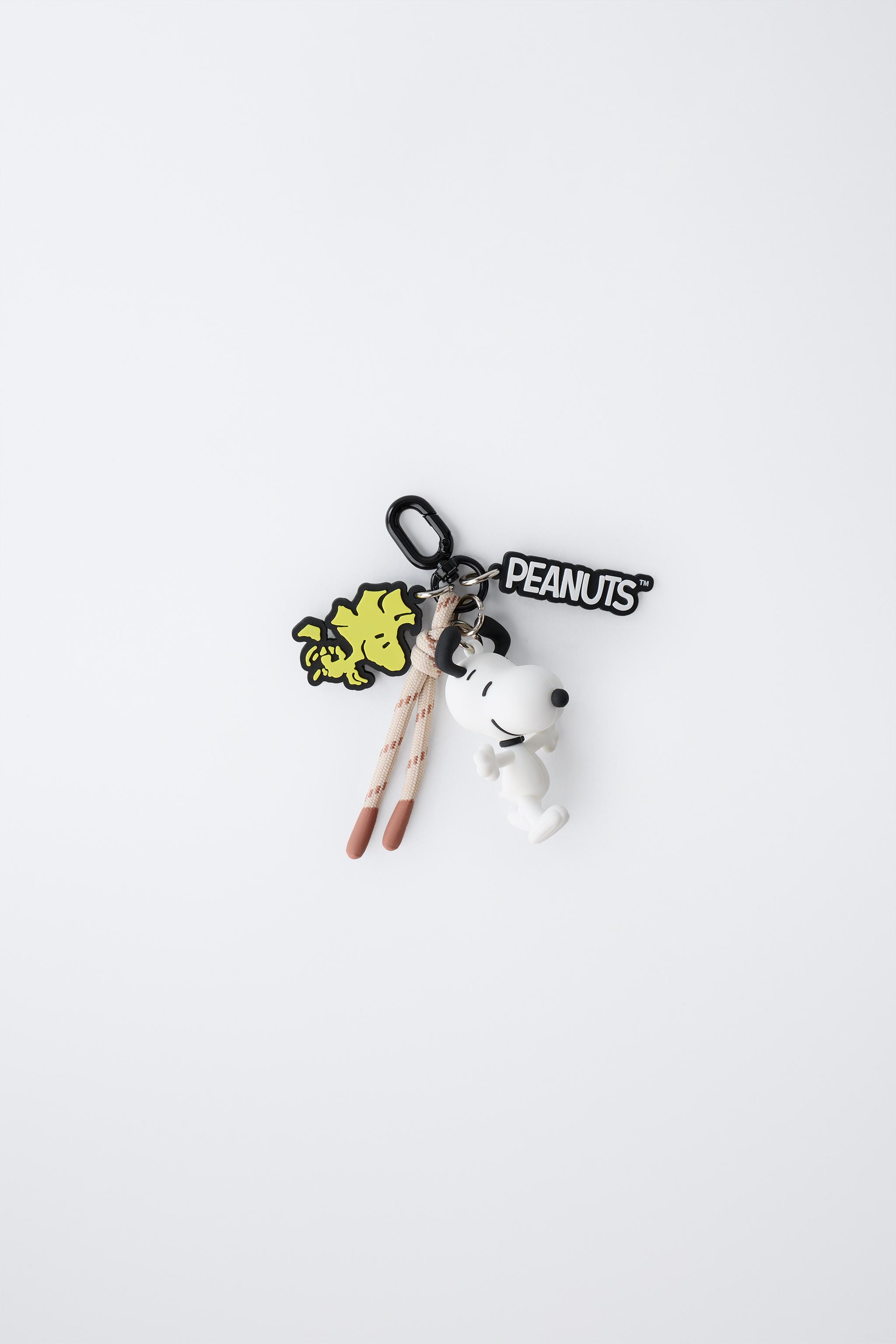 SNOOPY PEANUTS™ KEYCHAIN