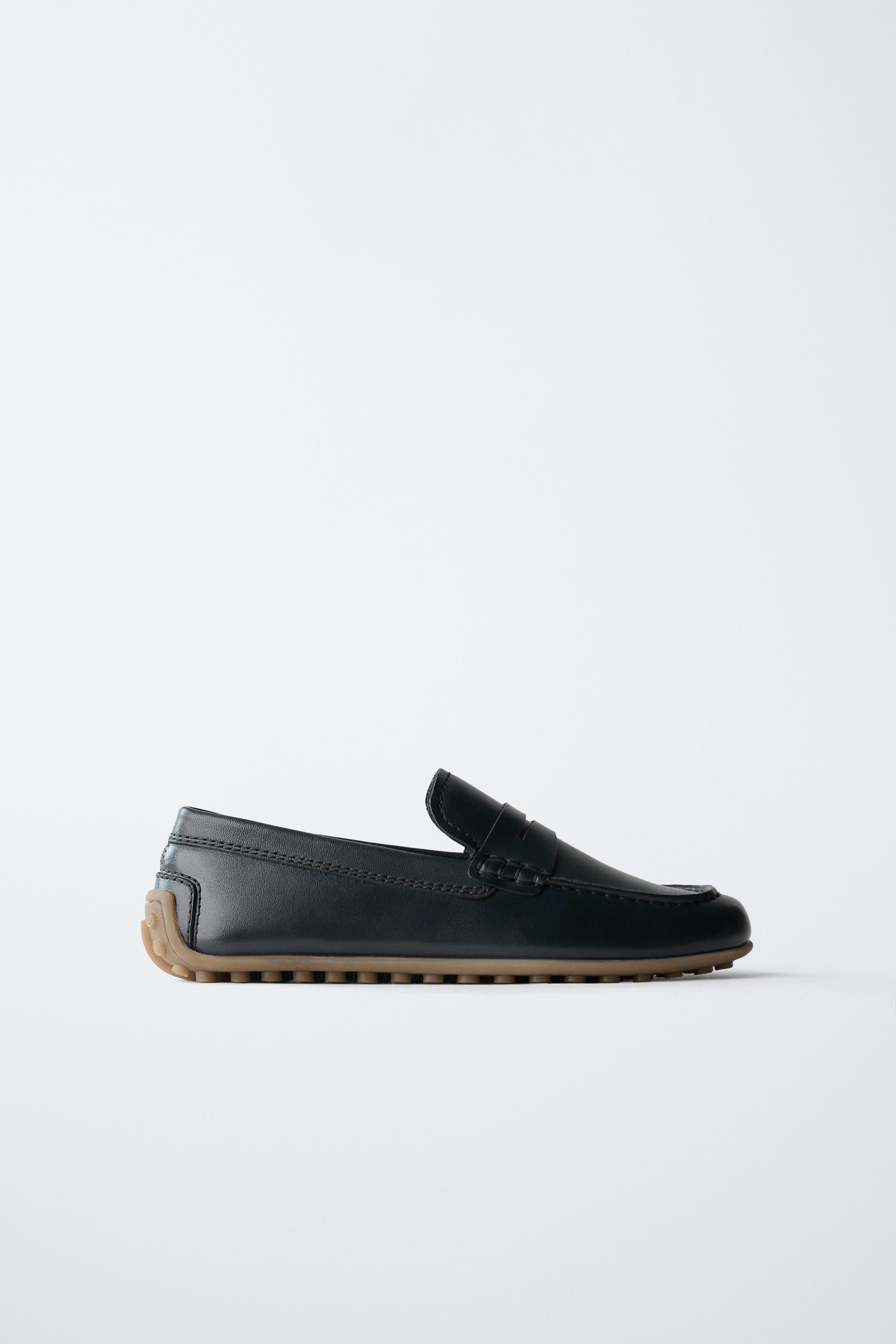 LEATHER LOAFERS