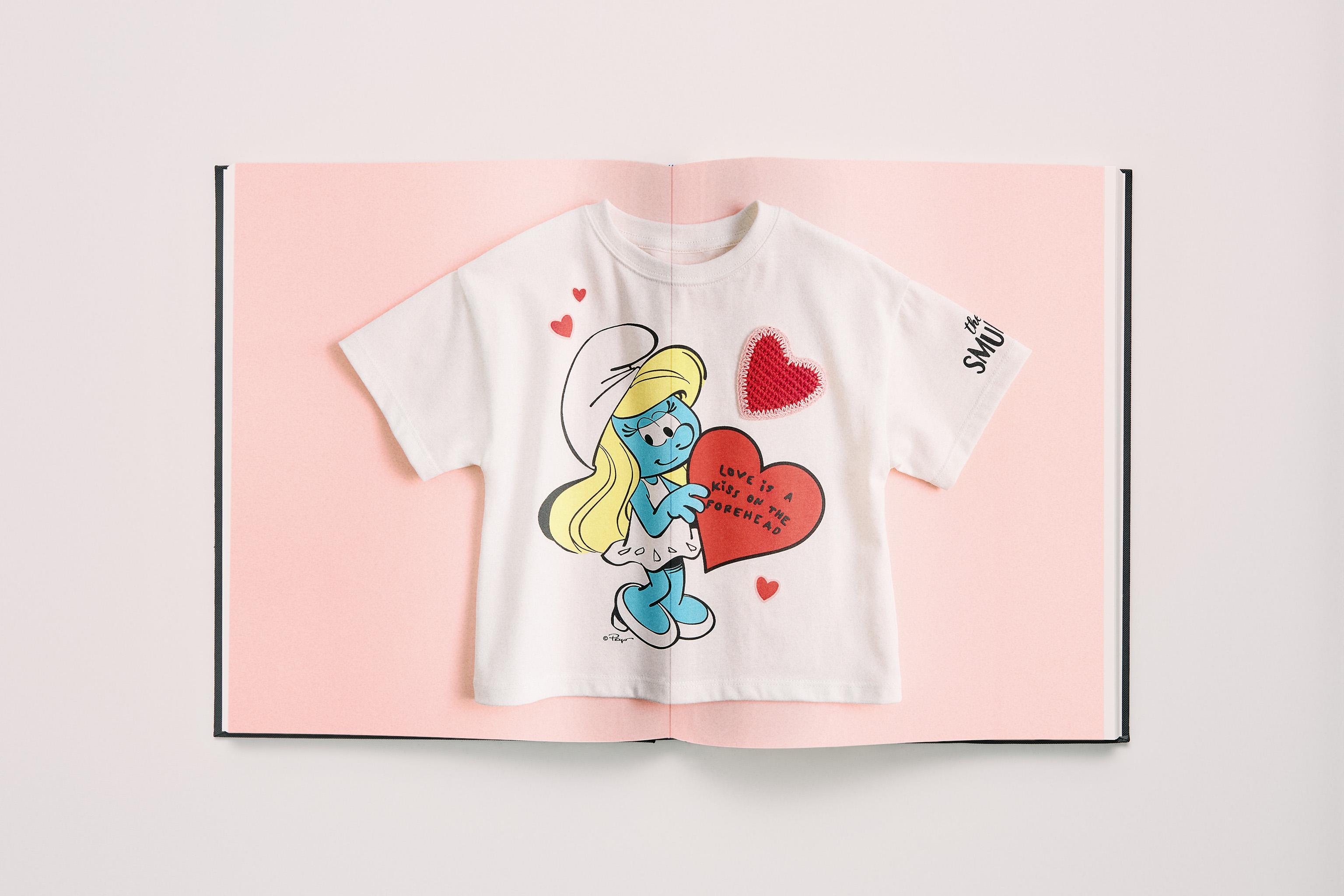 THE SMURFS ™ PRINTED T-SHIRT