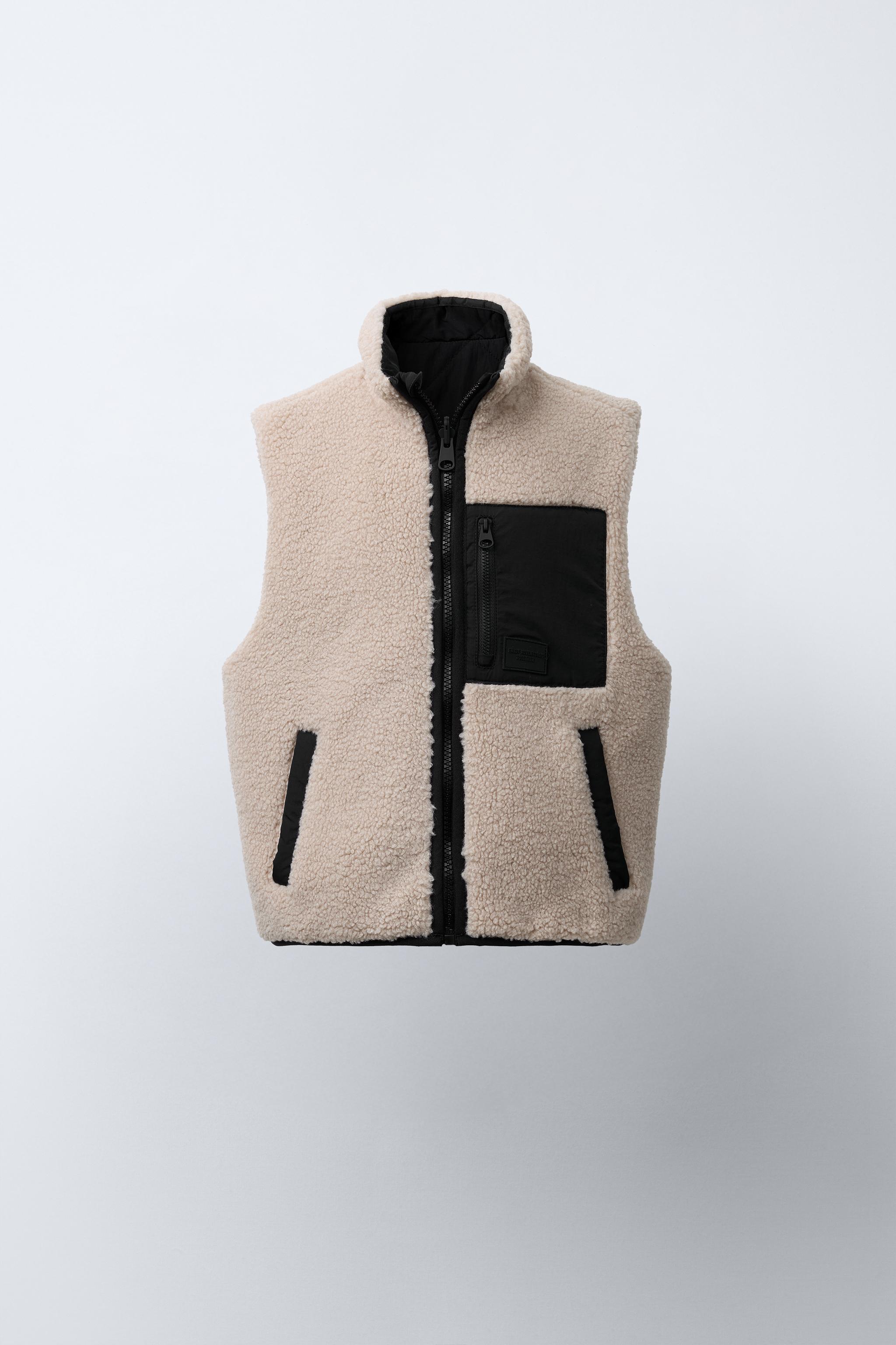 REVERSIBLE FLEECE VEST