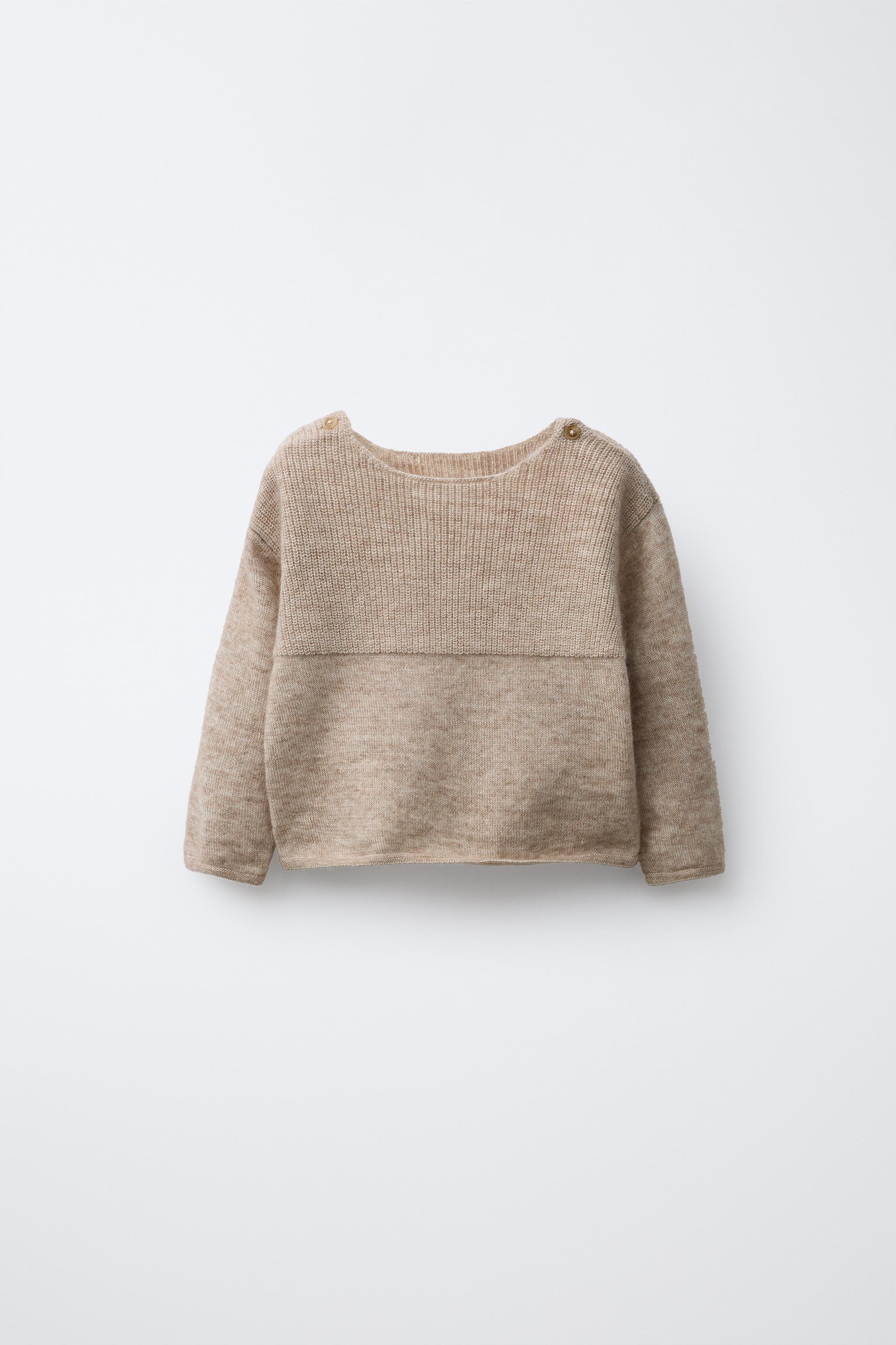 WOOL AND CASHMERE BLEND SWEATER