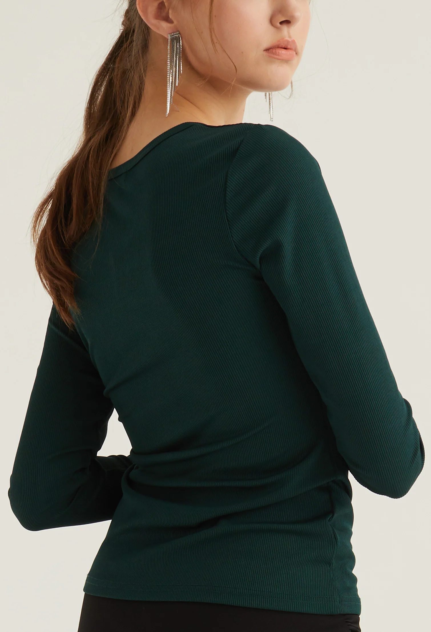 Basic Cinch Detail V Neck Top