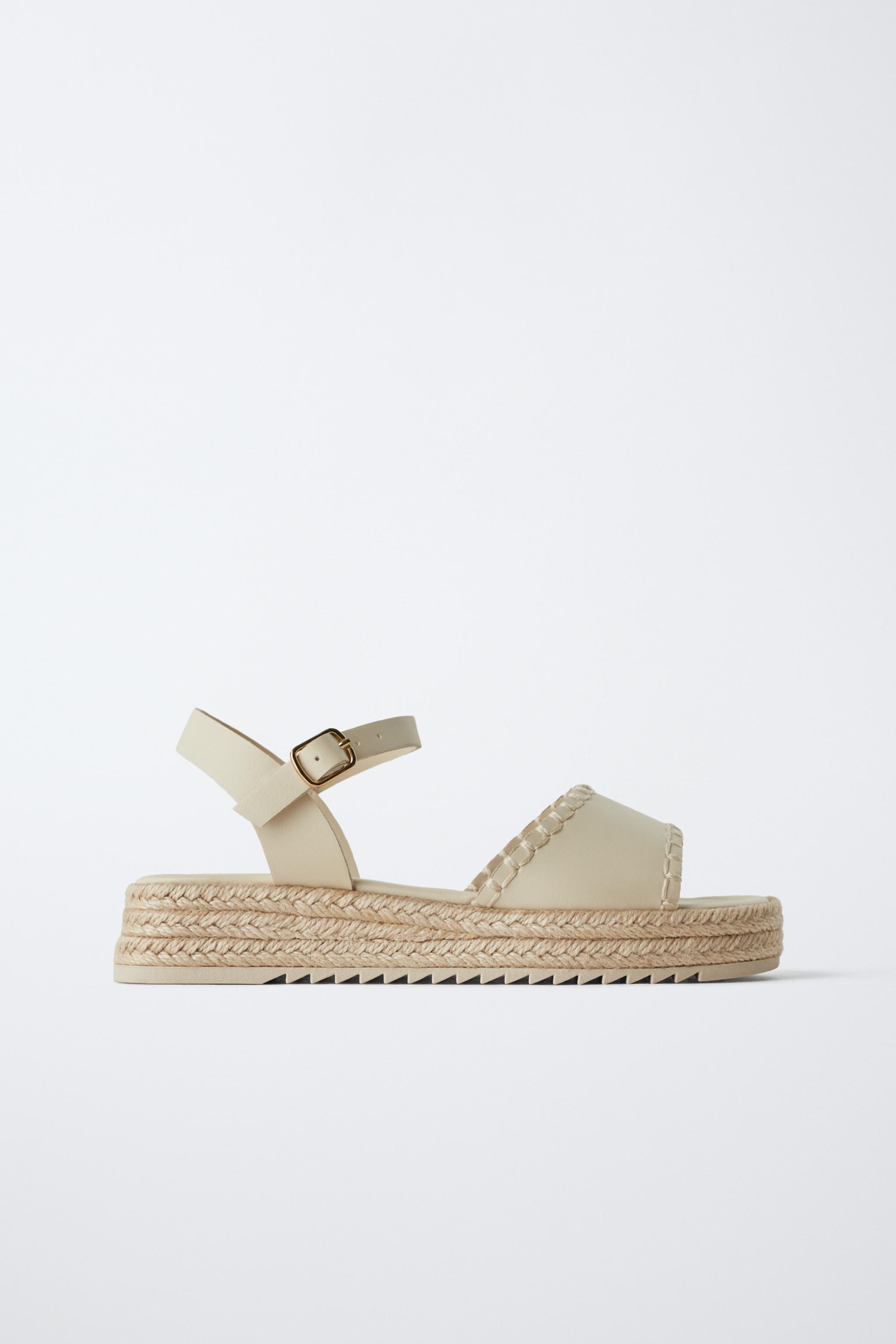 CHUNKY PLATFORM SANDALS