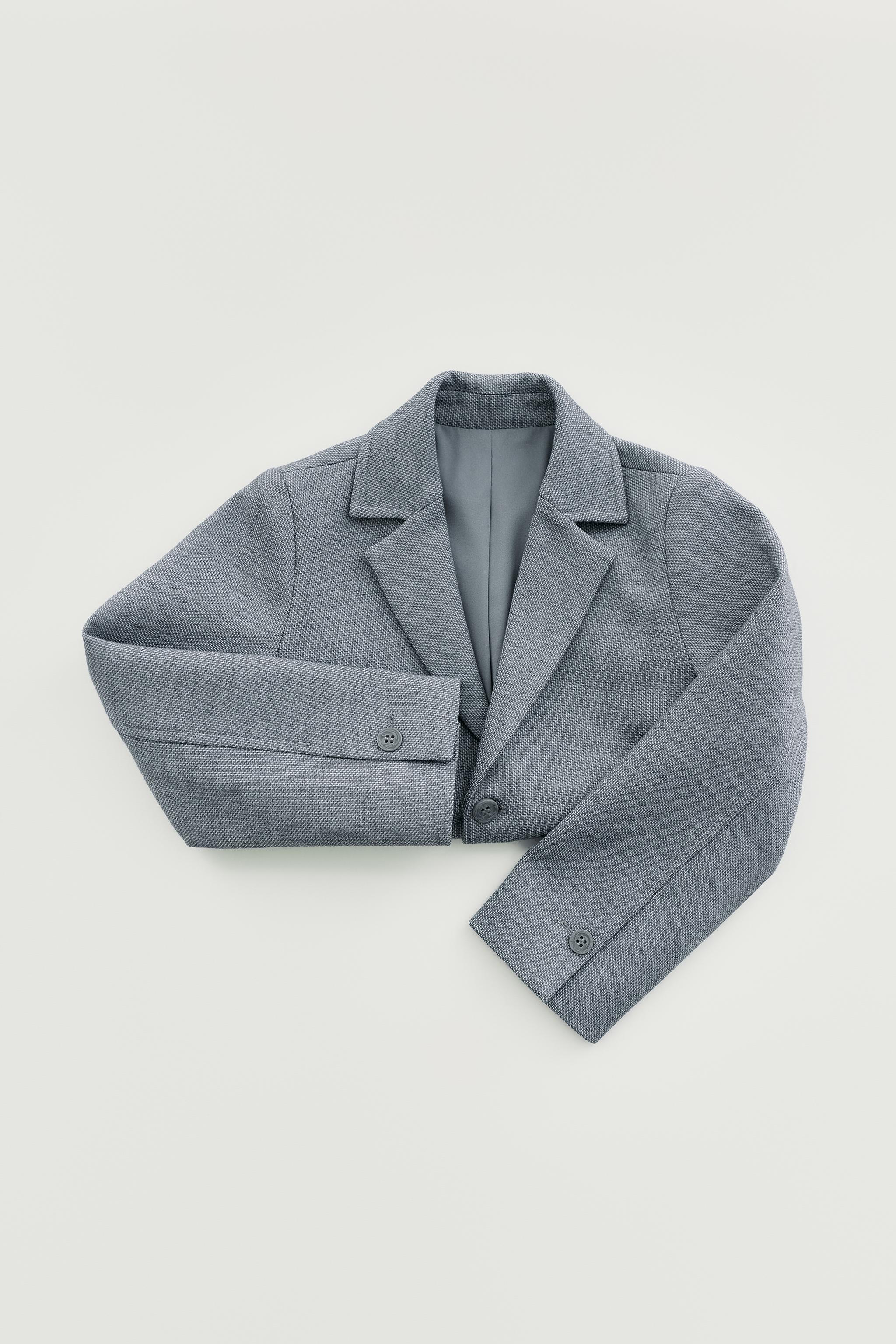 SLIM FIT SUIT BLAZER