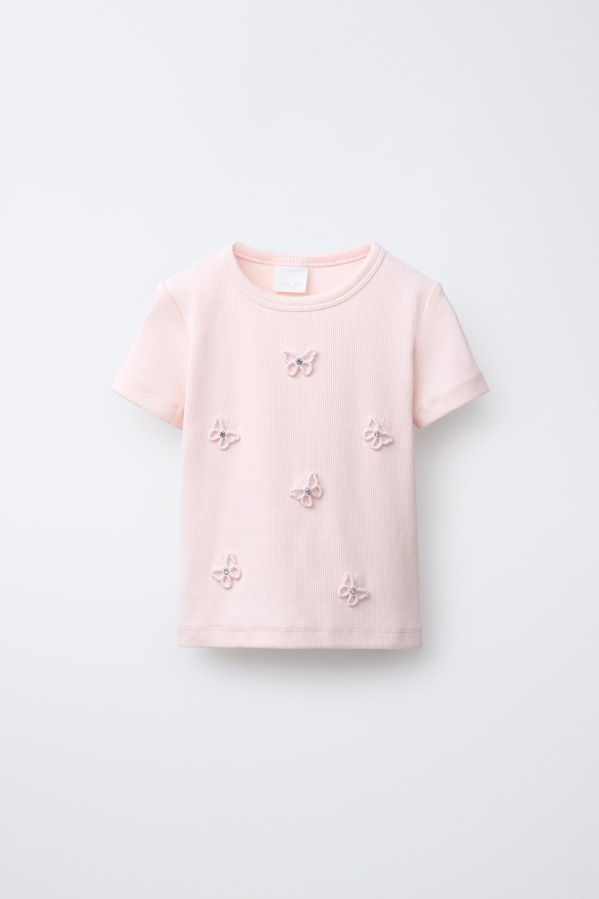 RIBBED JEWELED APPLIQUÉ SHIRT