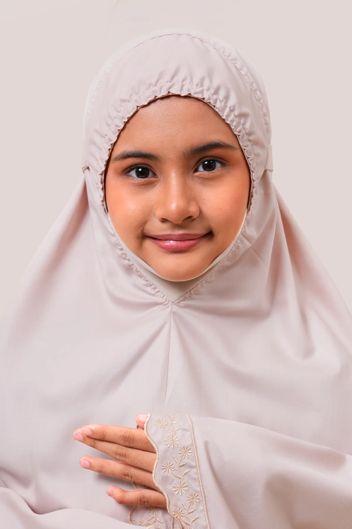 Telekung Broderie Rani Kids