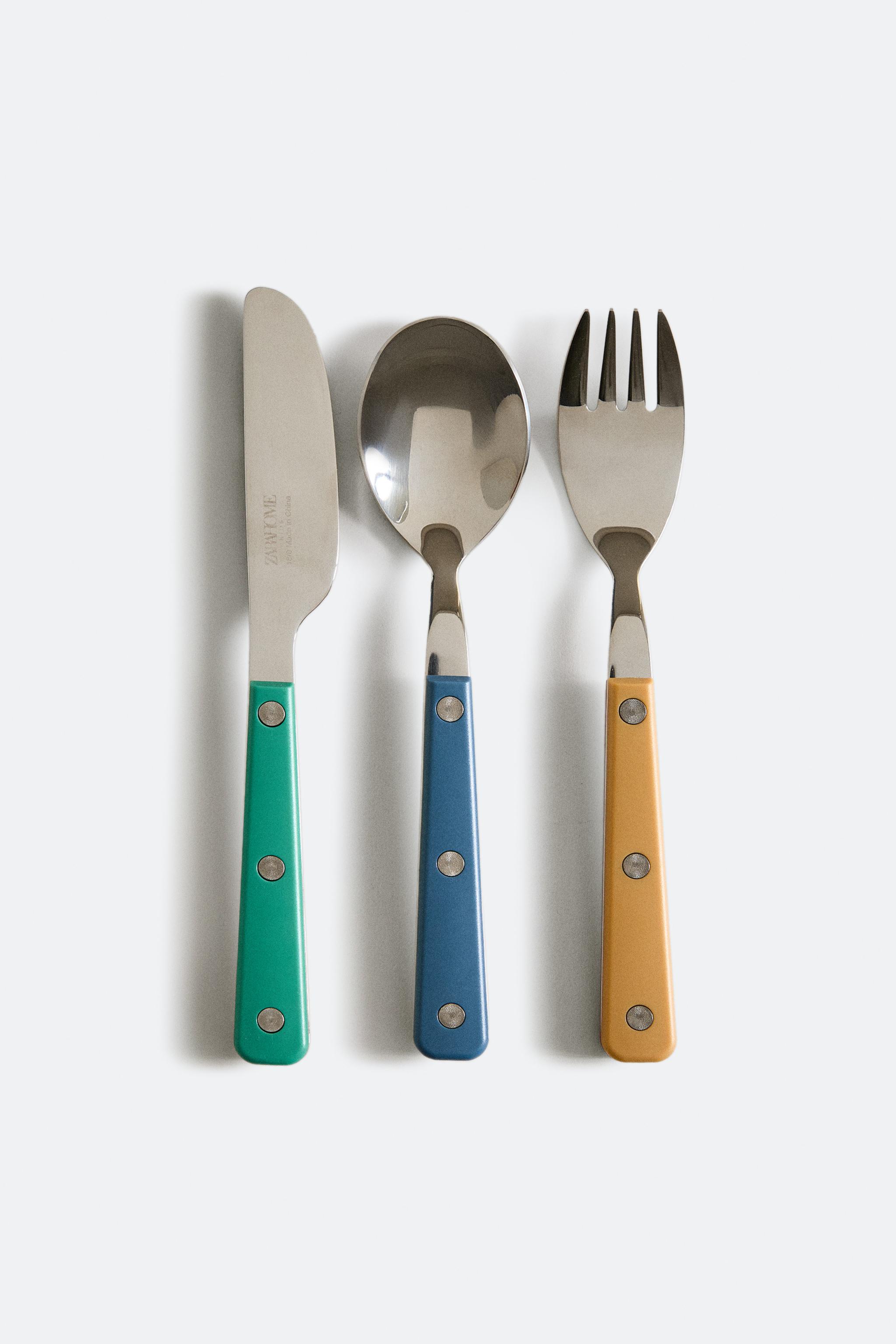 CHILDREN'S COLORED CUTLERY SET