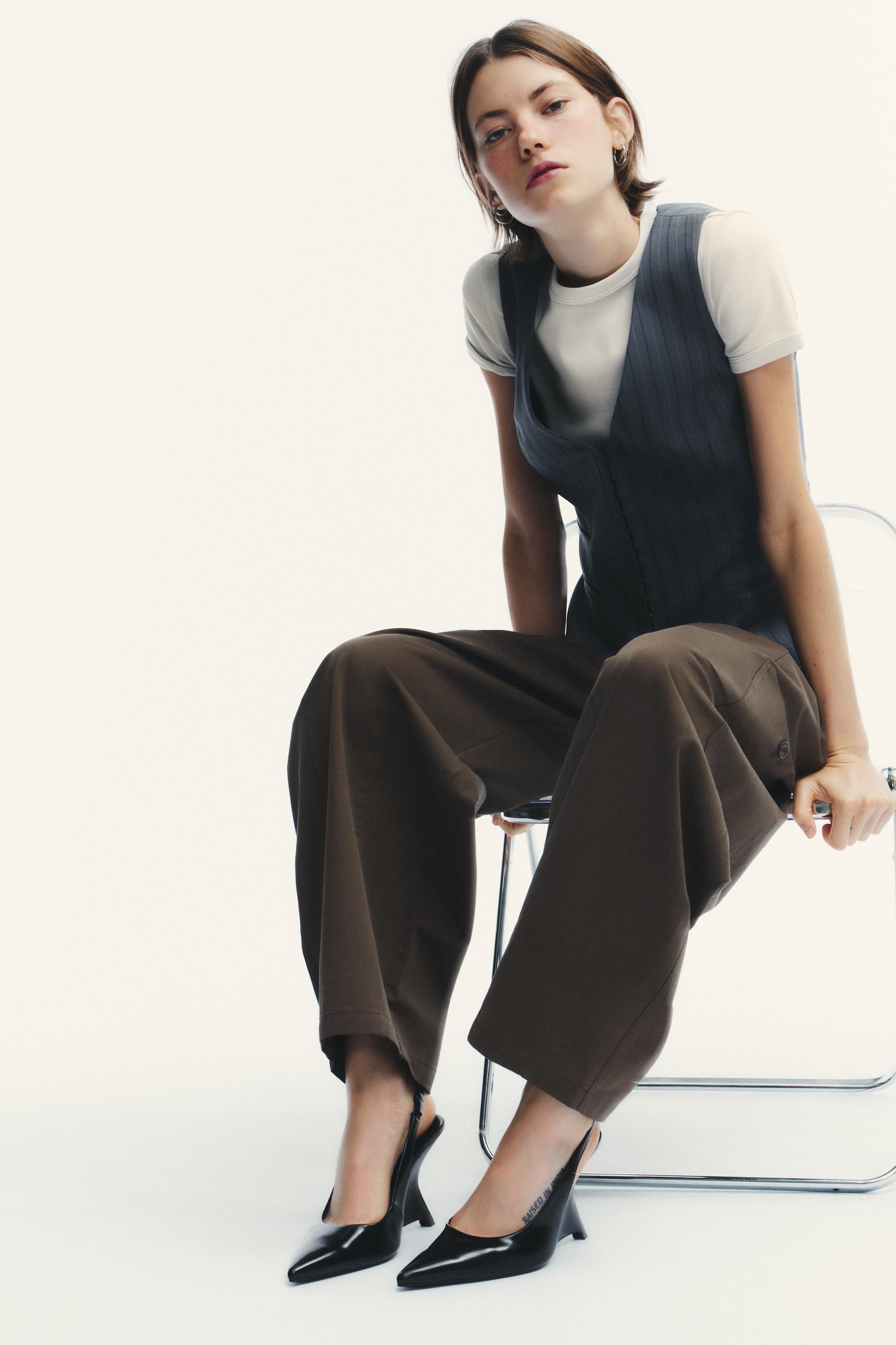 SLINGBACK WEDGE HEELS