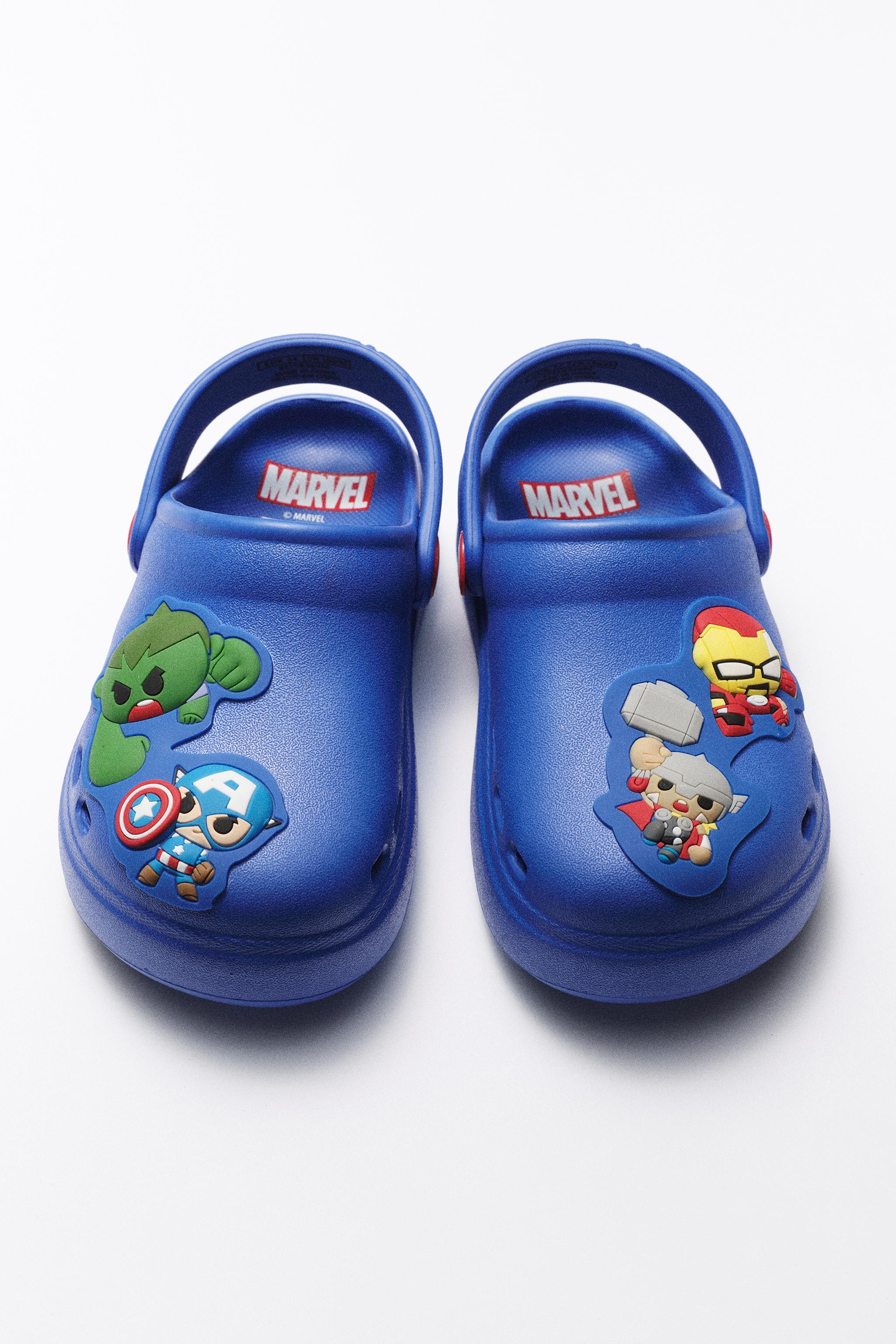 AVENGERS © MARVEL CLOGS