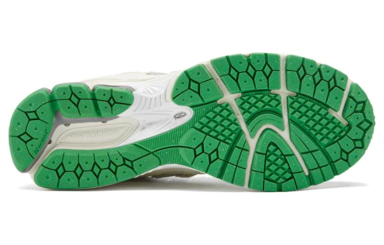 GANNI x 2002R 'Turtledove' M2002RGC