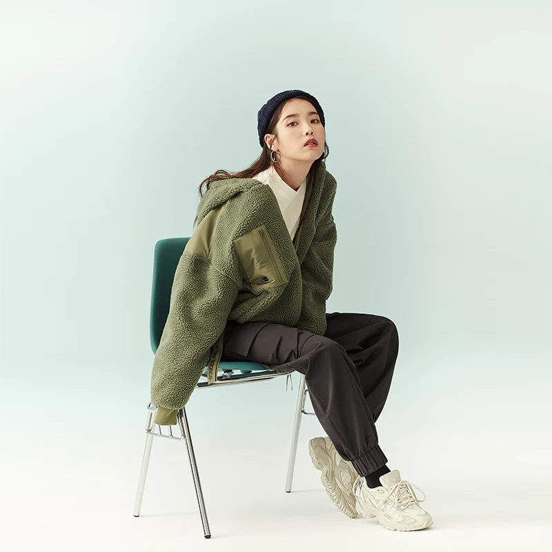 725 Low Cut Beige/Brown ML725D