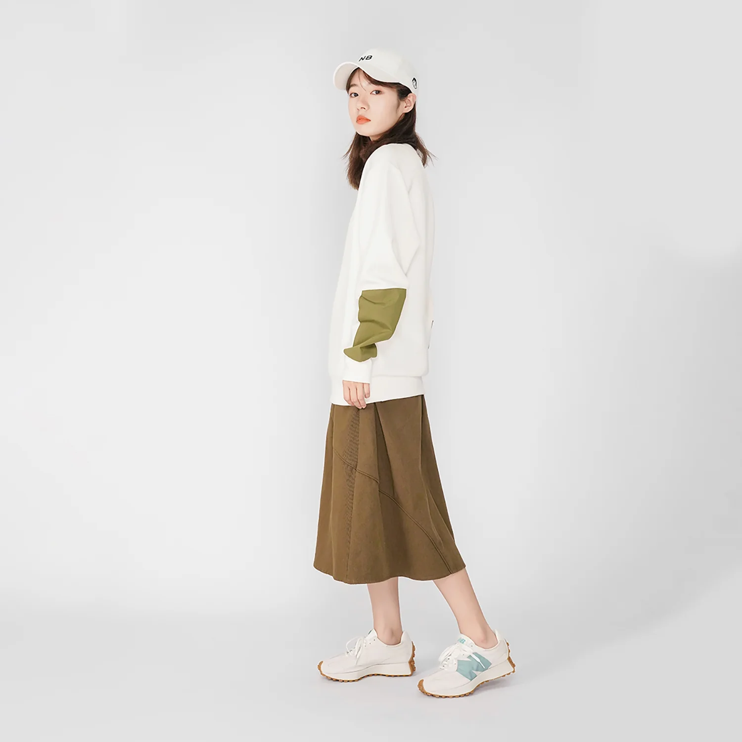 (WMNS) 327 'Moonbeam Storm Blue' WS327HG1