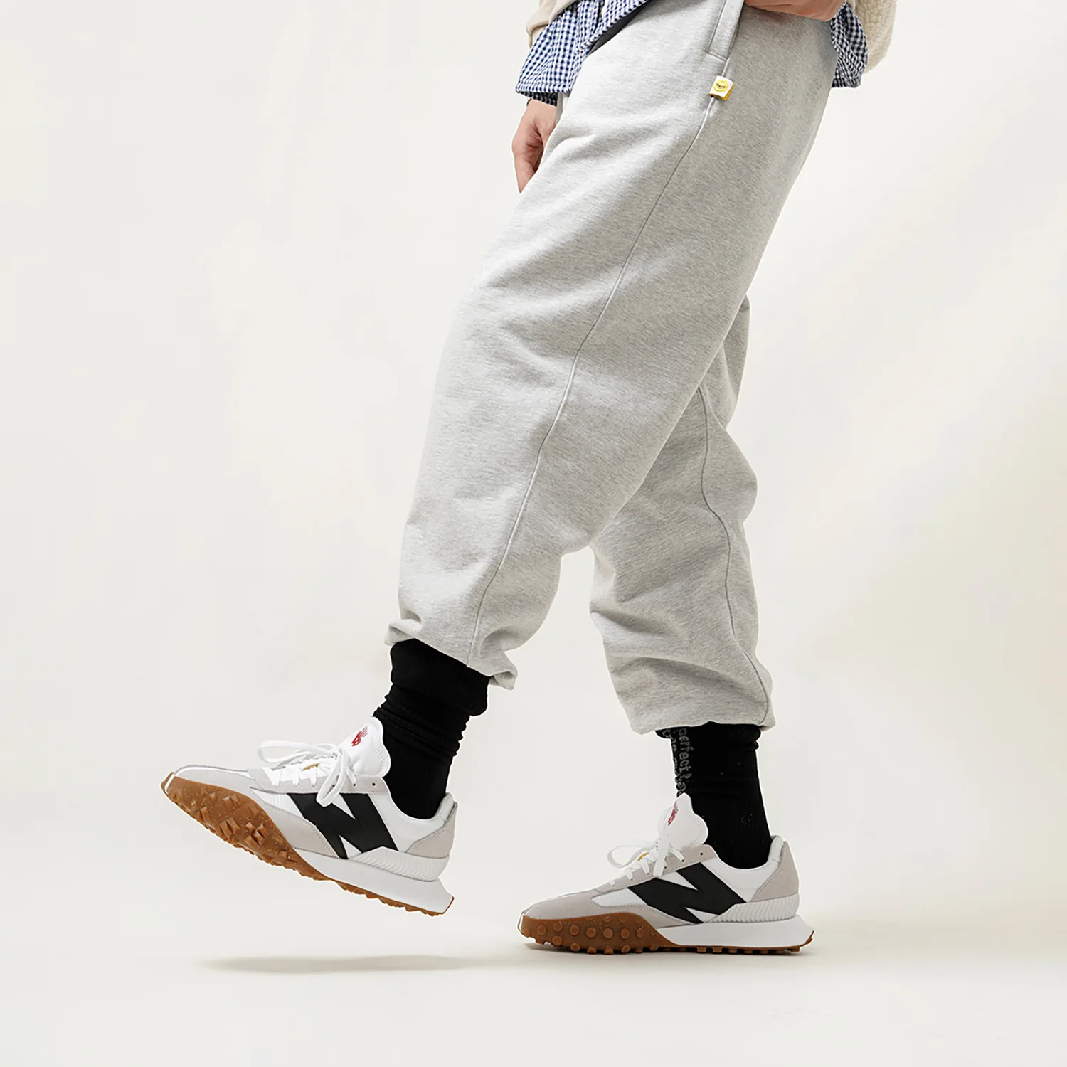 XC-72 'White Black' UXC72SD