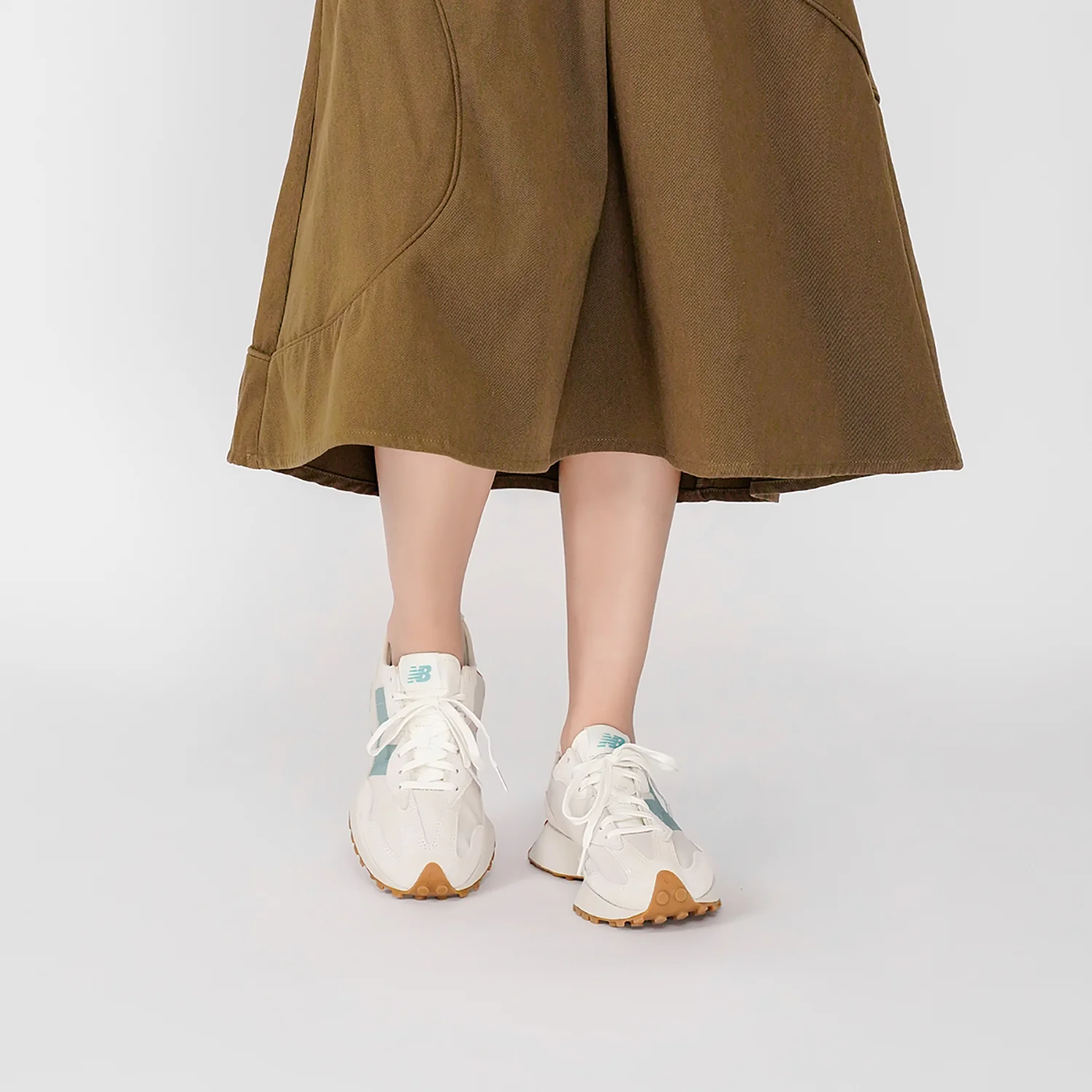 (WMNS) 327 'Moonbeam Storm Blue' WS327HG1