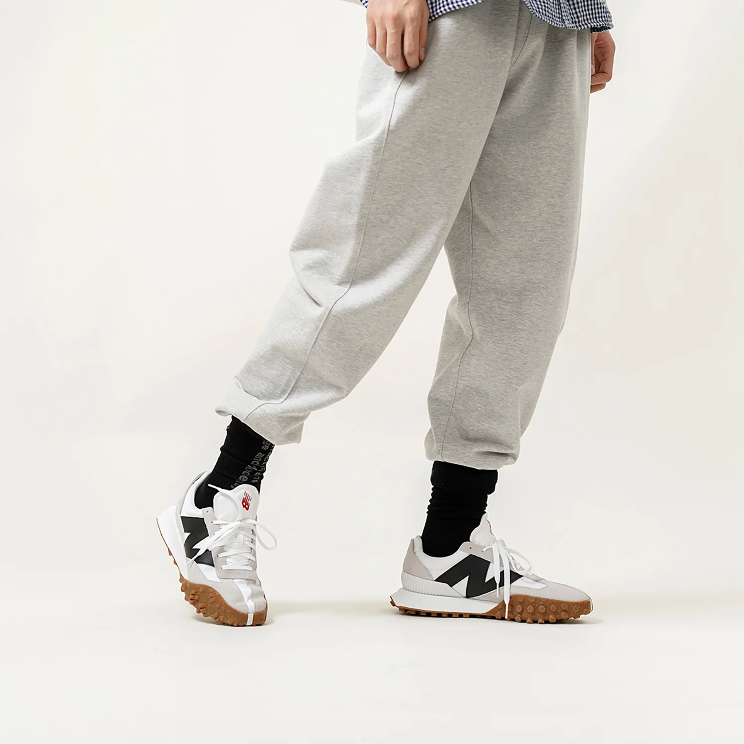 XC-72 'White Black' UXC72SD