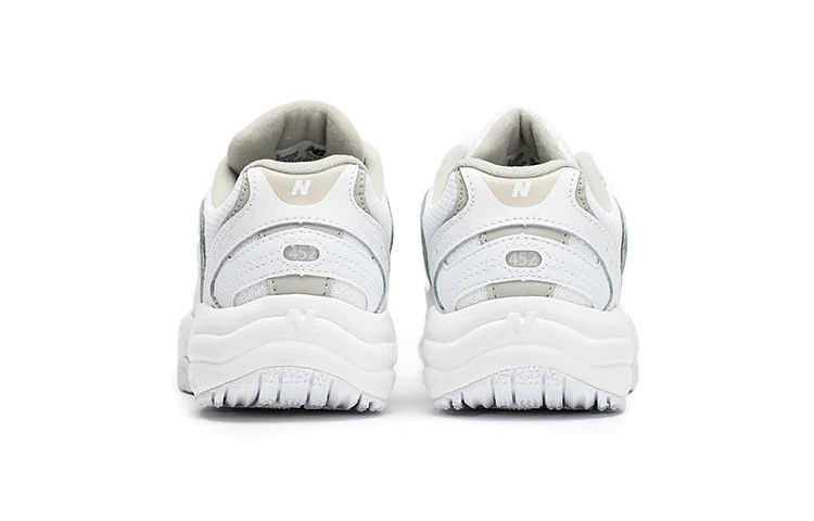 (WMNS) 452 'White Light Cliff Grey' WX452SG