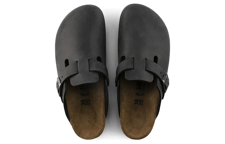 'Oiled Leather Black' Sandals