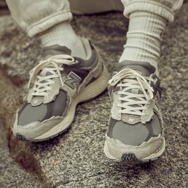 2002R 'Protection Pack - Rain Cloud' M2002RDA