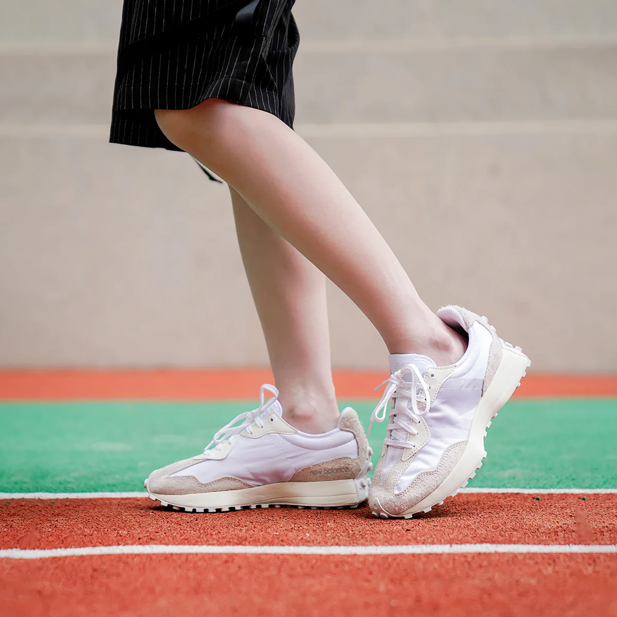 (WMNS) 327 'White Moonbeam' WS327SFD