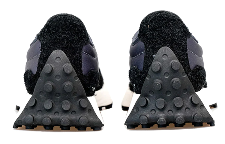 (WMNS) 327 'Black Grey' WS327SFC