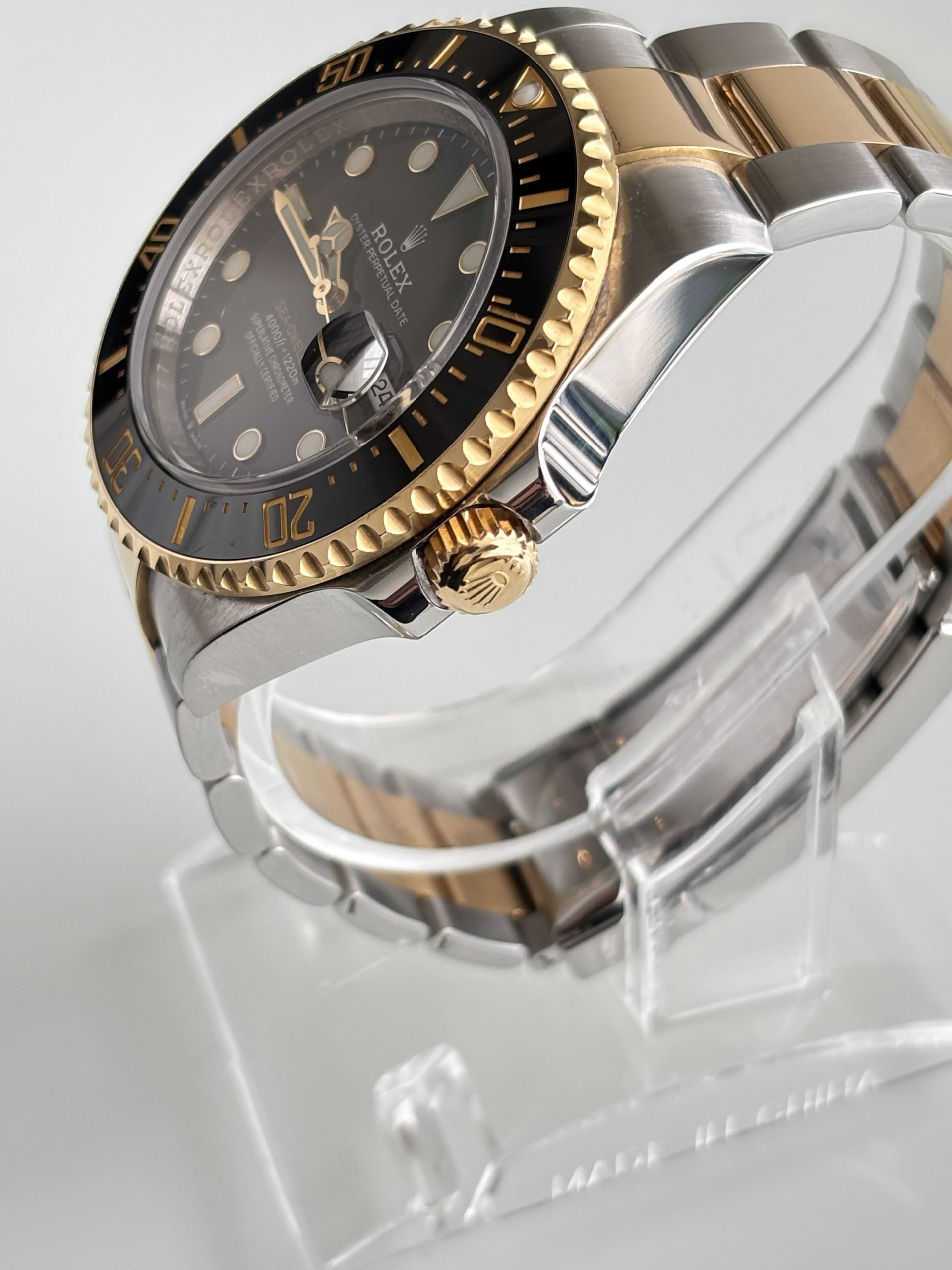 Sea-Dweller - Men's Watch