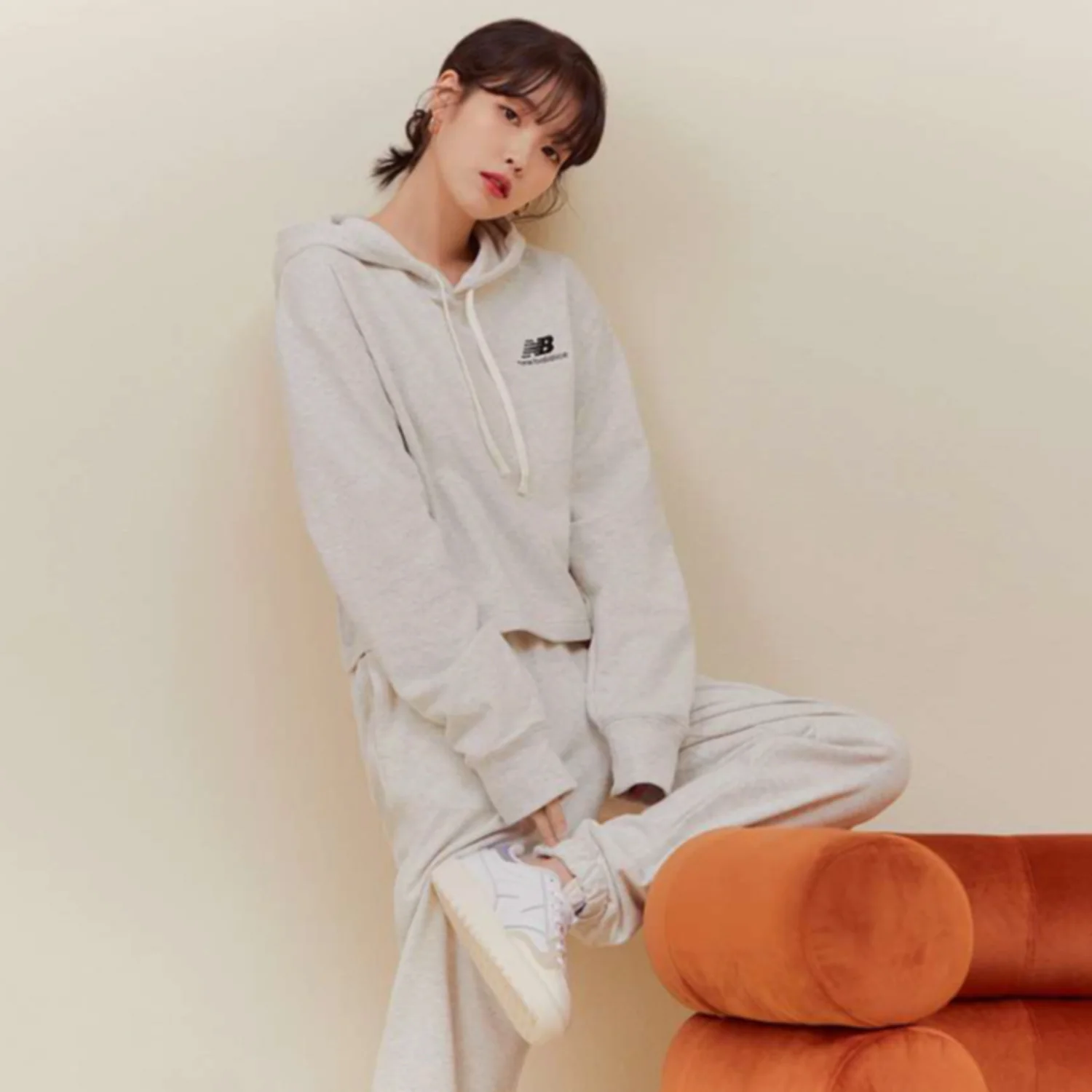 302 'White Reflection' CT302OA