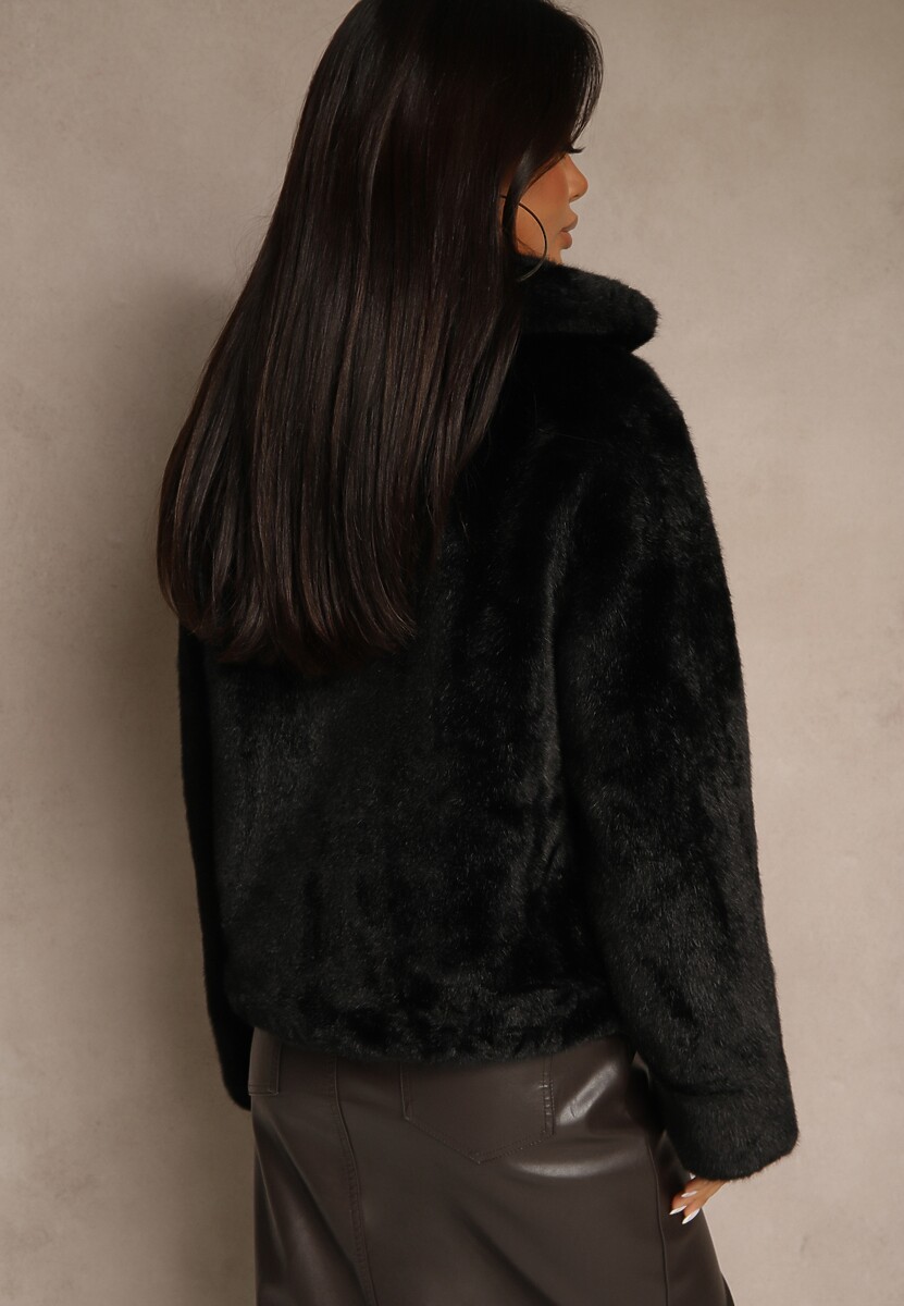 Czarna Elegancka Kurtka Futerko o Krótkim Kroju z Kołnierzem Girivine