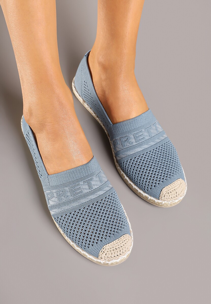 Jasnoniebieskie Espadryle z Napisem Perforowaną Cholewką i Plecionym Noskiem Palamelia